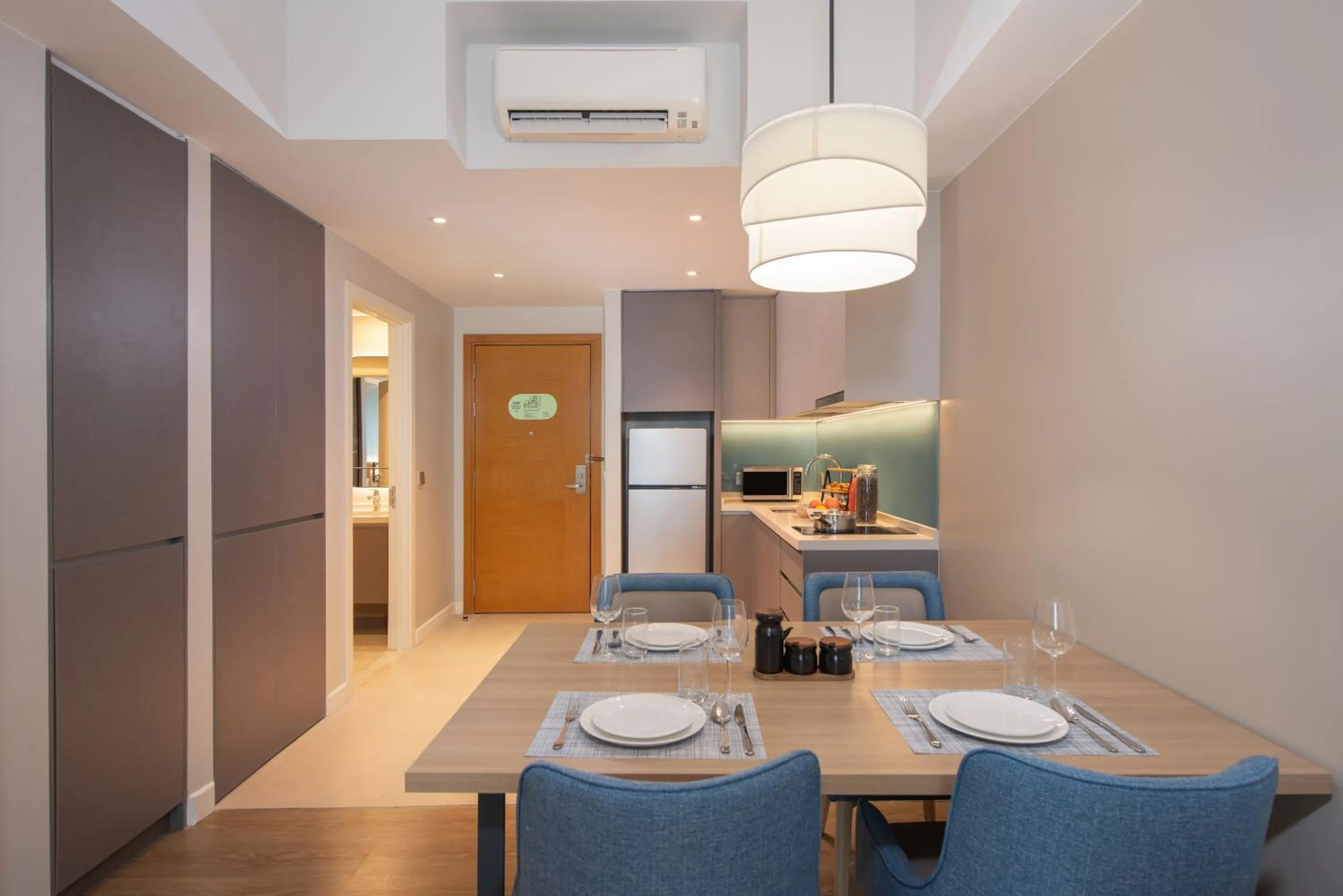 Dining area in Citadines Roces Quezon City