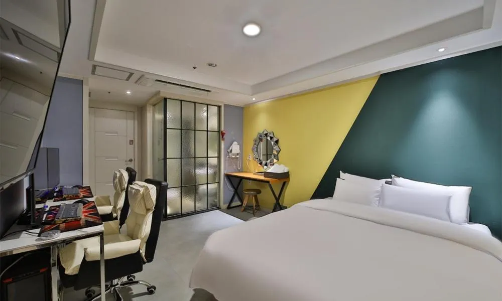 Photo of the whole room in Changwon Hotel Baba