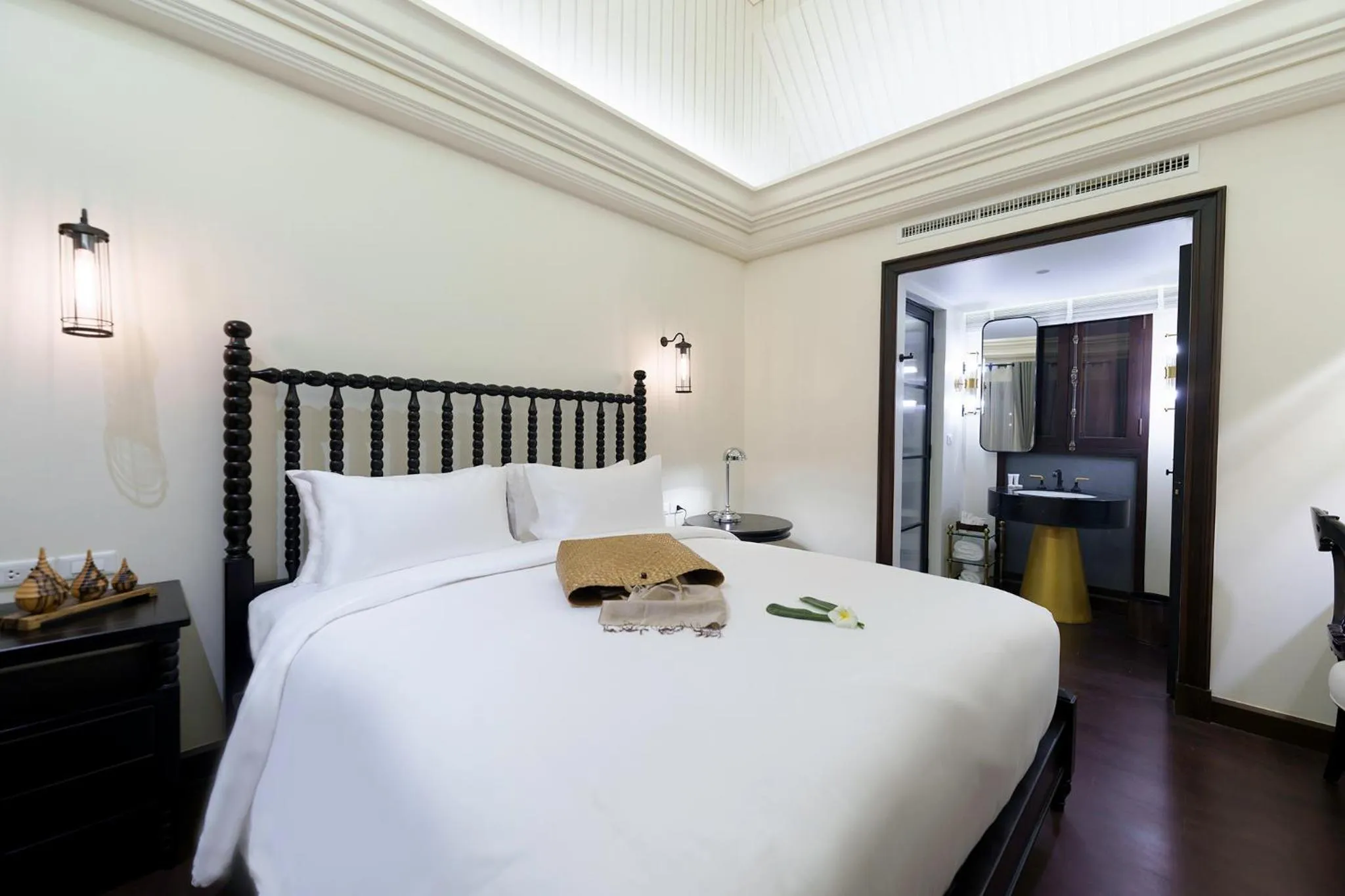 Bed in V Maison Boutique Hotel