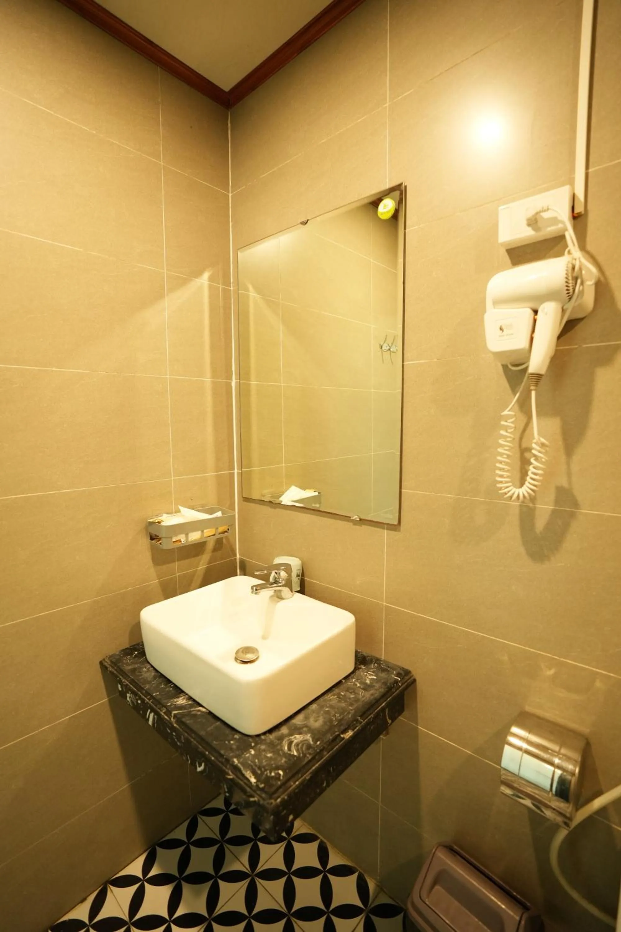 Bathroom in Woodstock Beach Camp