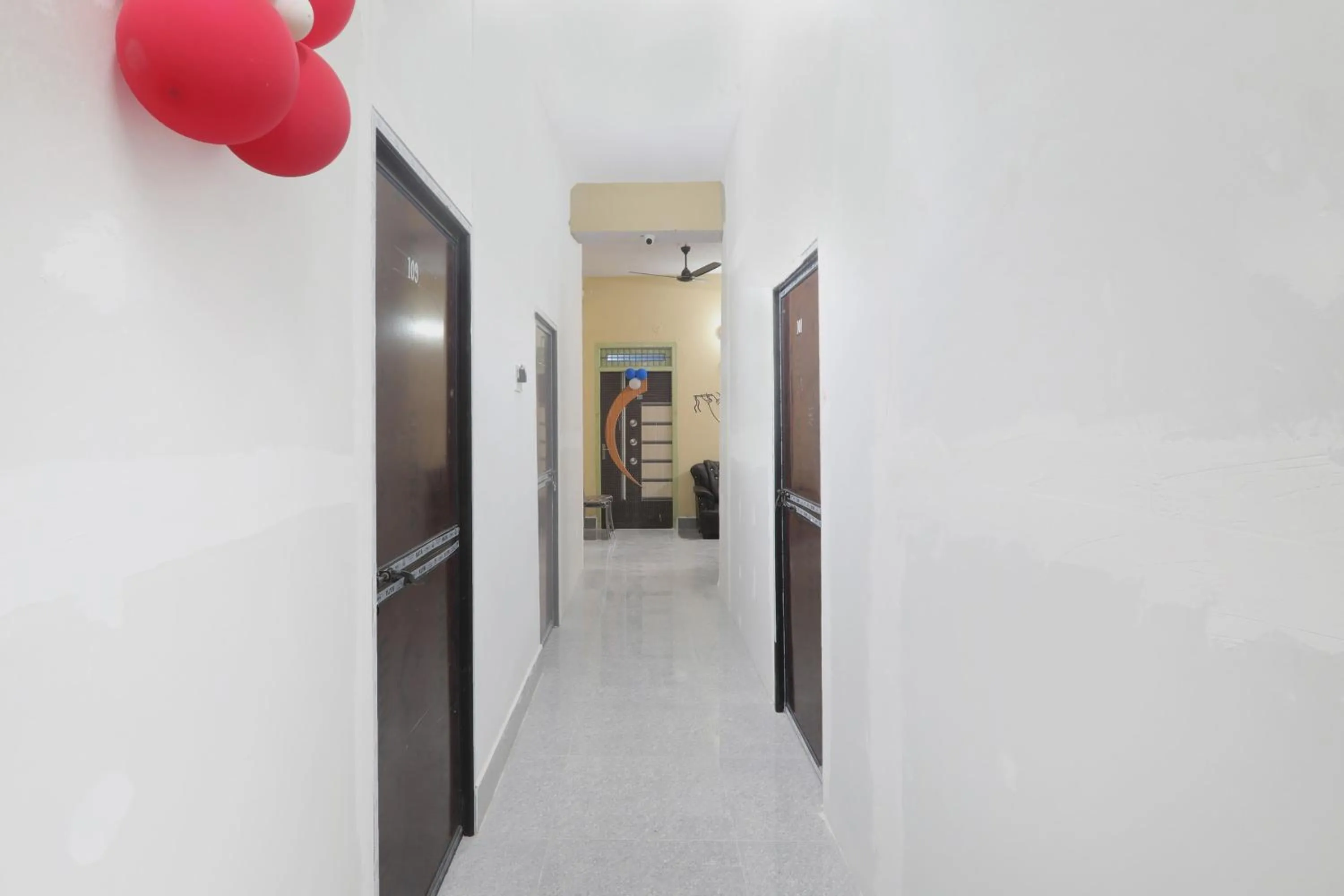 Lobby or reception in Hotel O OM Guest House