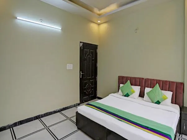 Bed in Expo View Residency