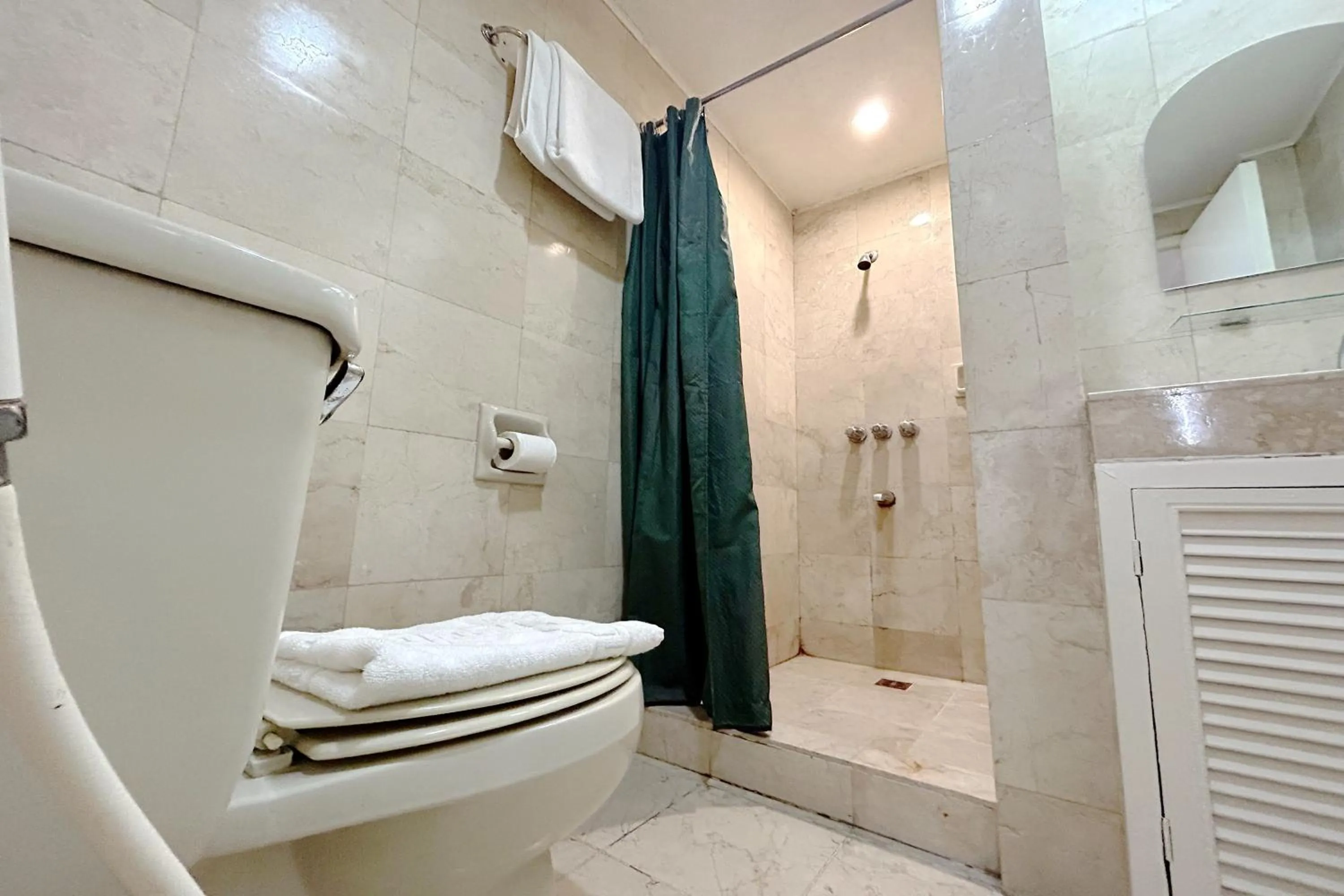 Bathroom in Sunette Tower Suites Makati