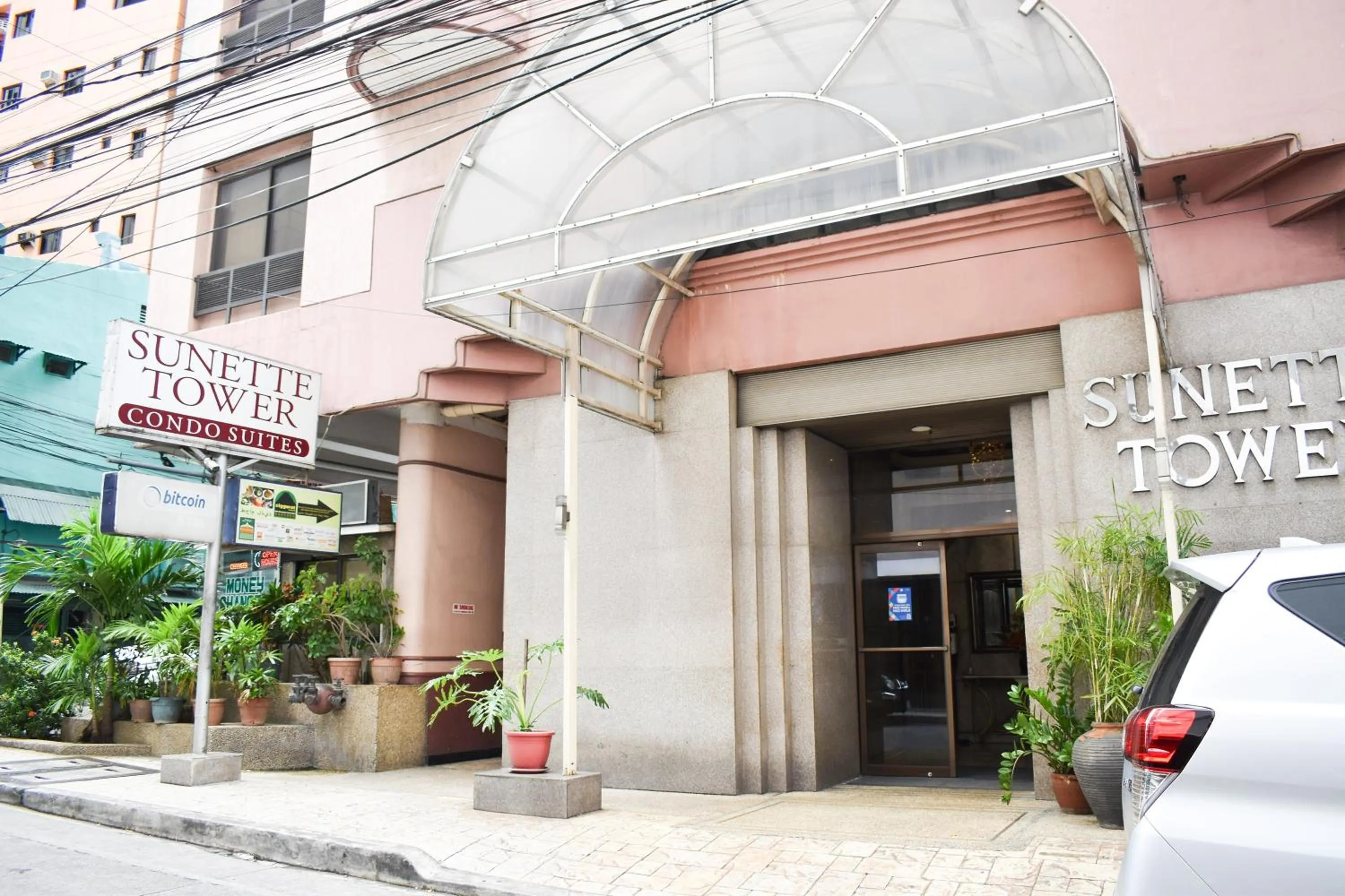 Property building in Sunette Tower Suites Makati