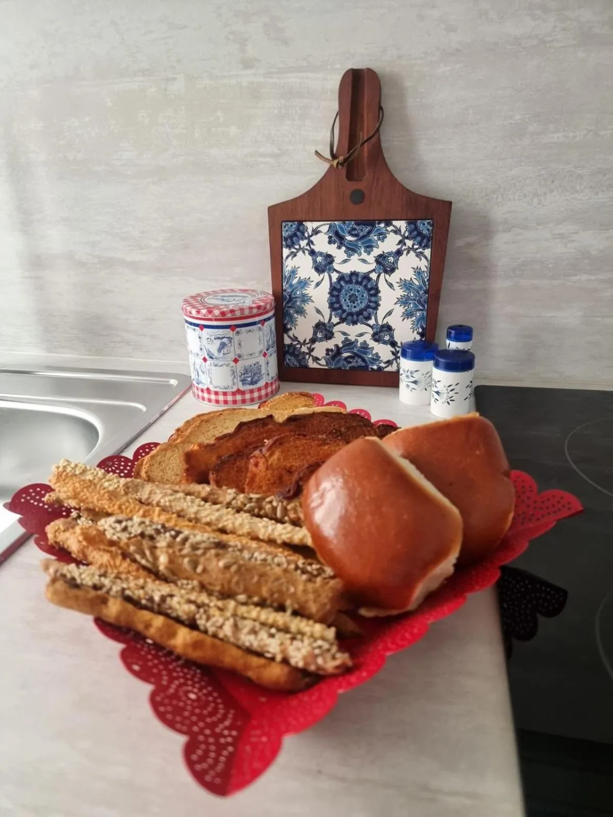 Food and drinks in BMV APARTMENTS