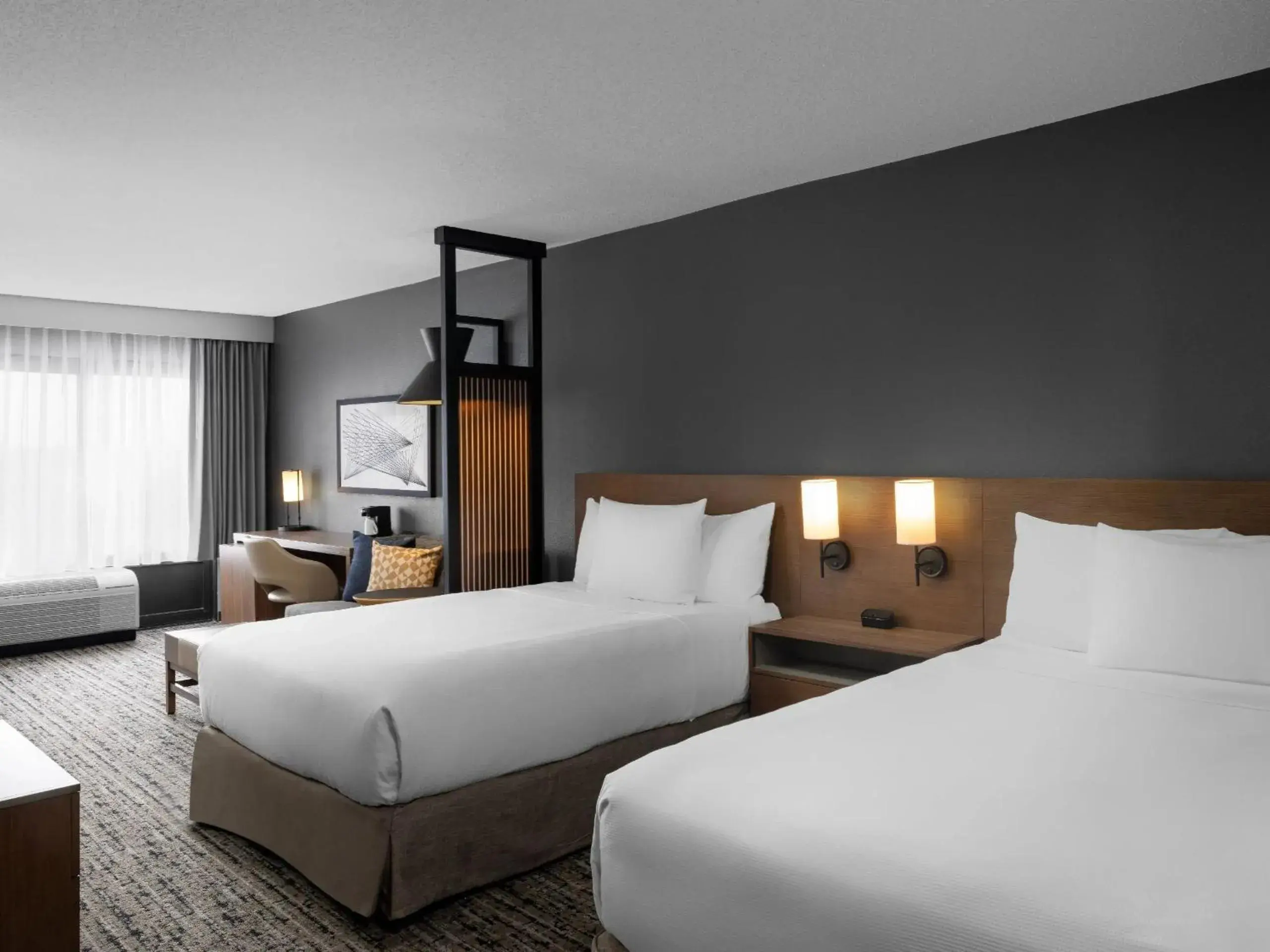 Double Room with Two Double Beds and Sofa Bed - Bath Tub/Mobility Accessible in Hyatt Place Atlanta/Cobb Galleria Double Room with Two Double Beds and Sofa Bed - Bath Tub/Mobility Accessible in Hyatt Place Atlanta/Cobb Galleria