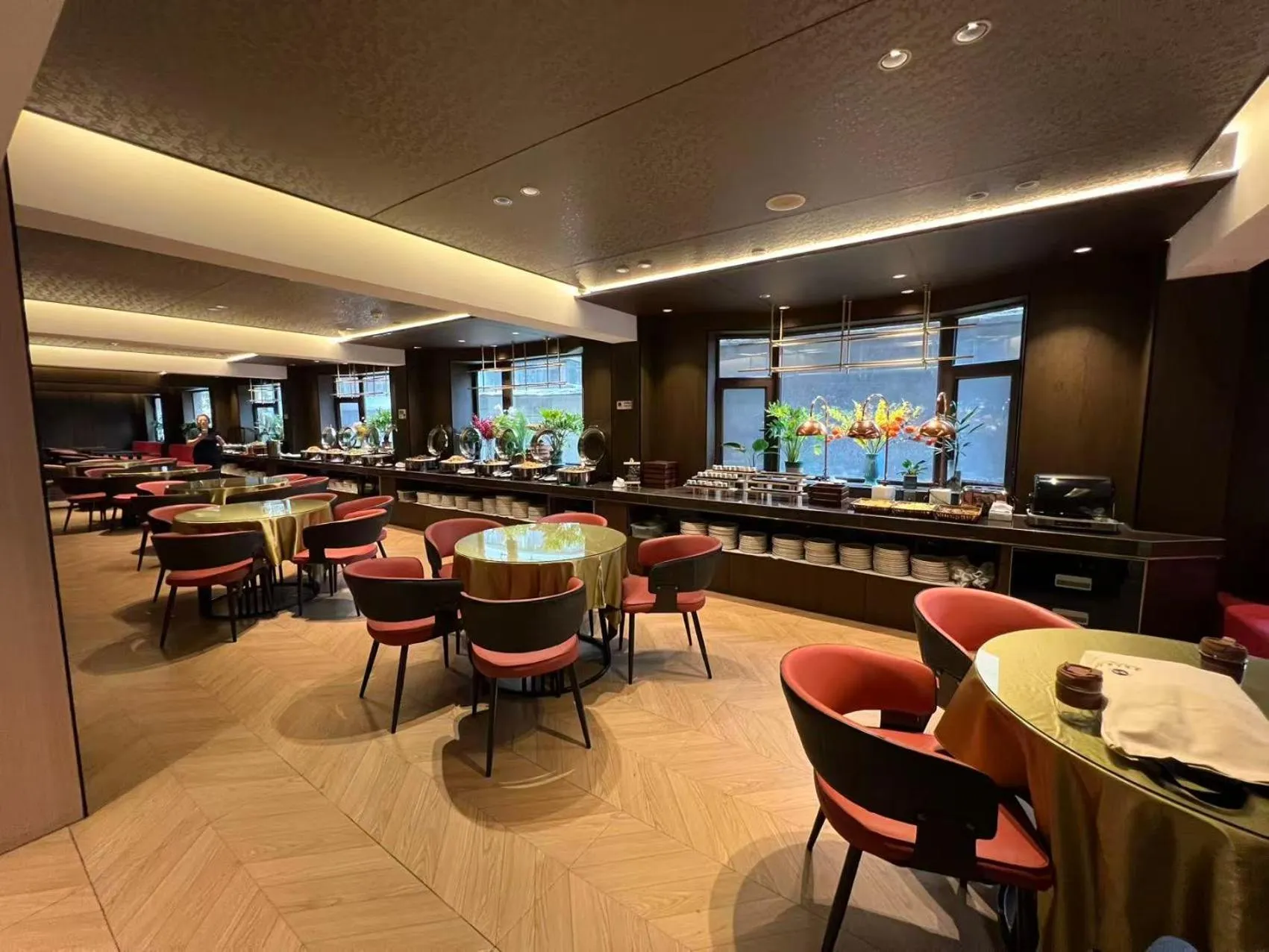 Restaurant/places to eat in Holiday Inn Express Lanzhou Zhengning Road by IHG