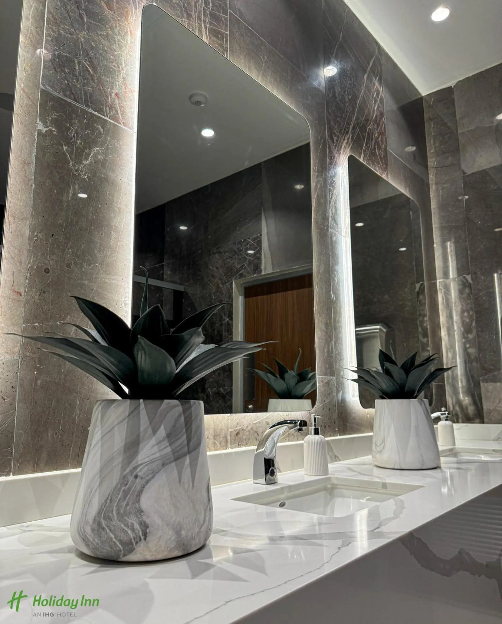 Public Bath in Holiday Inn Navojoa, an IHG Hotel