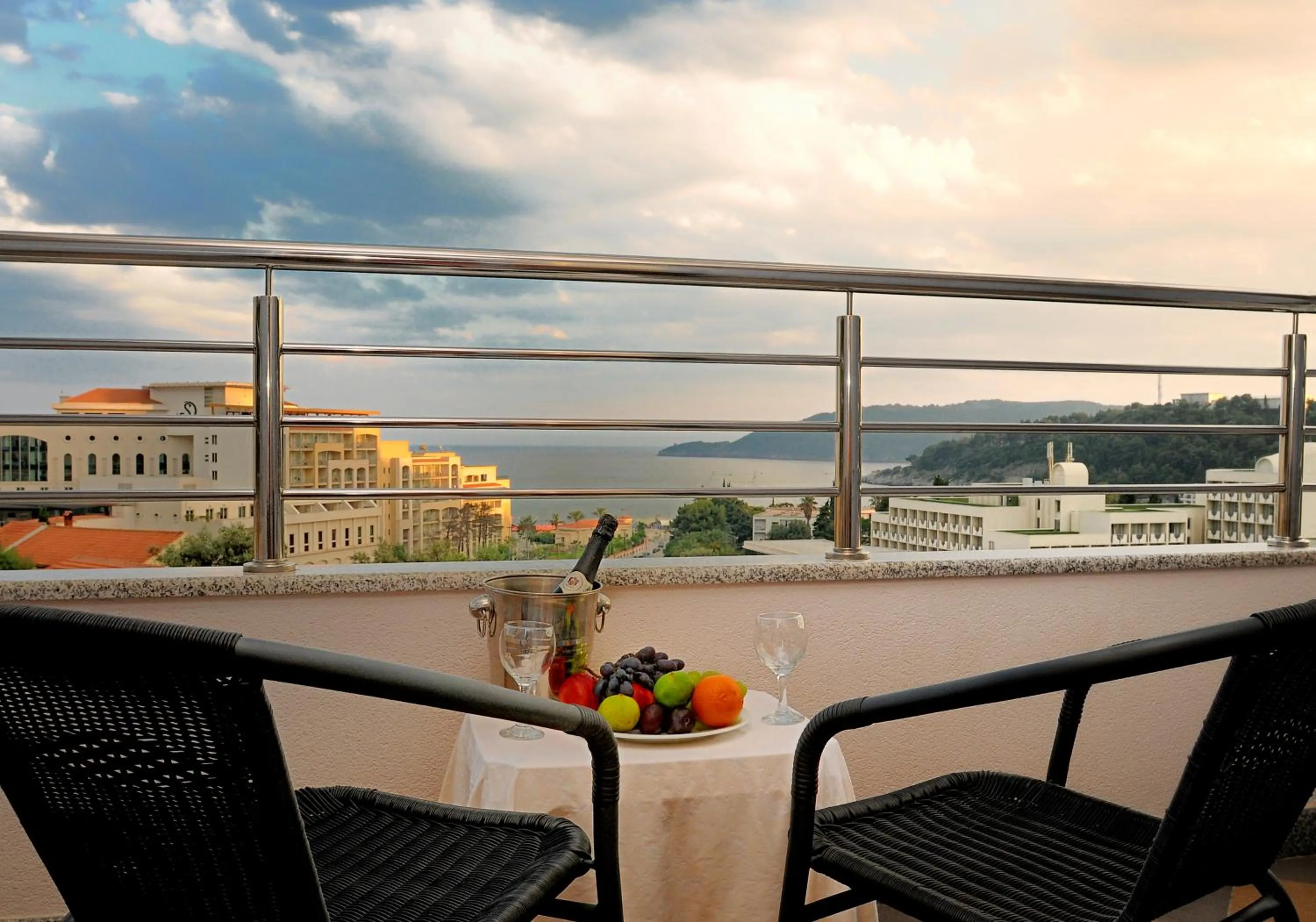 Sea view in Dolce Vita