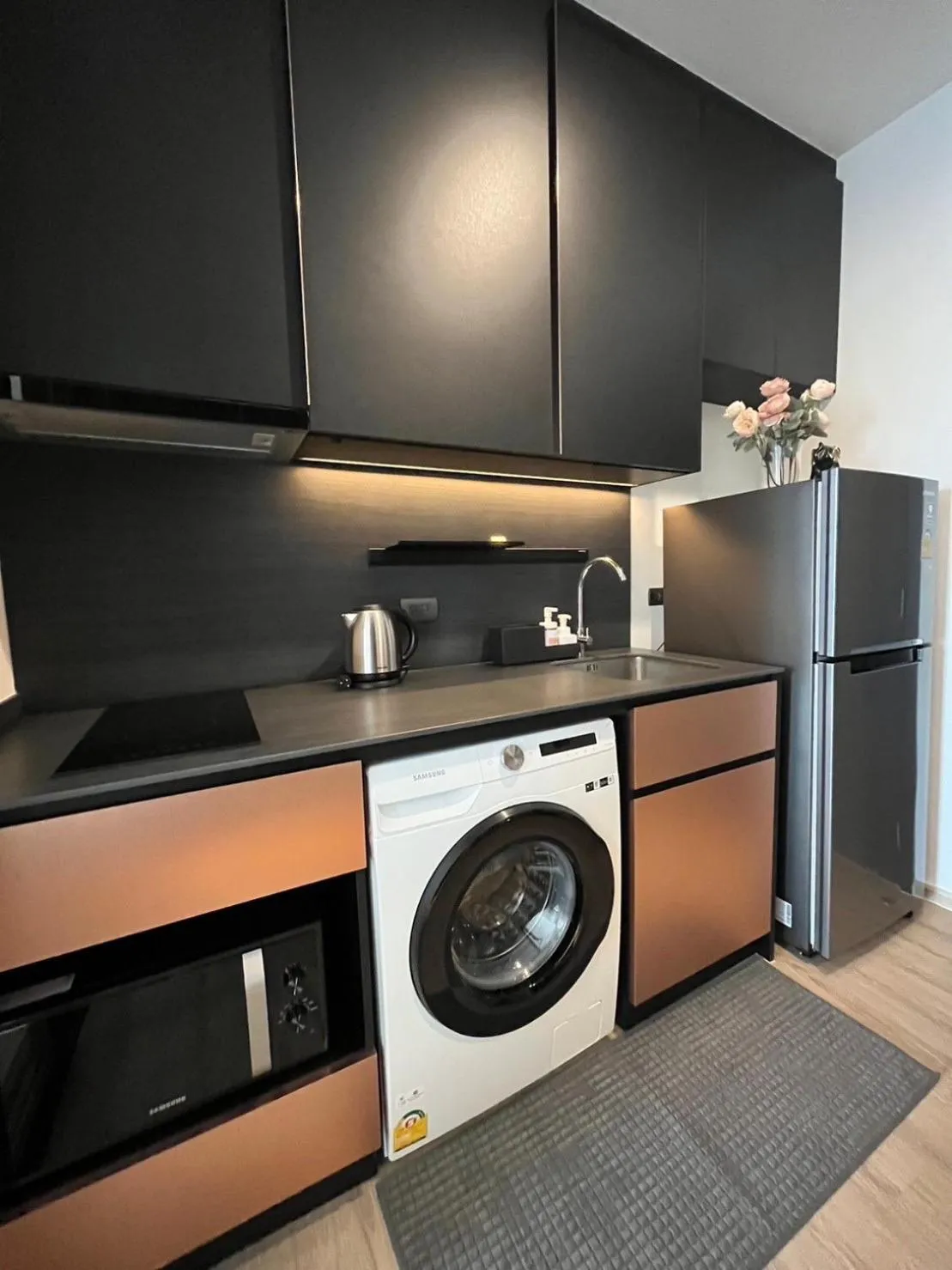 Kitchen or kitchenette in The EDGE Central Pattaya