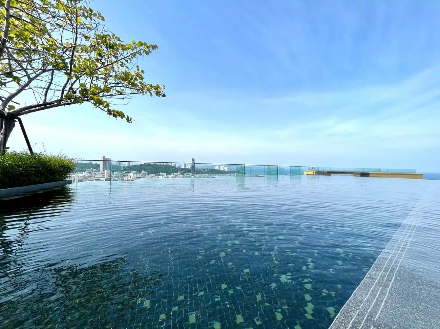 Pool view in The EDGE Central Pattaya