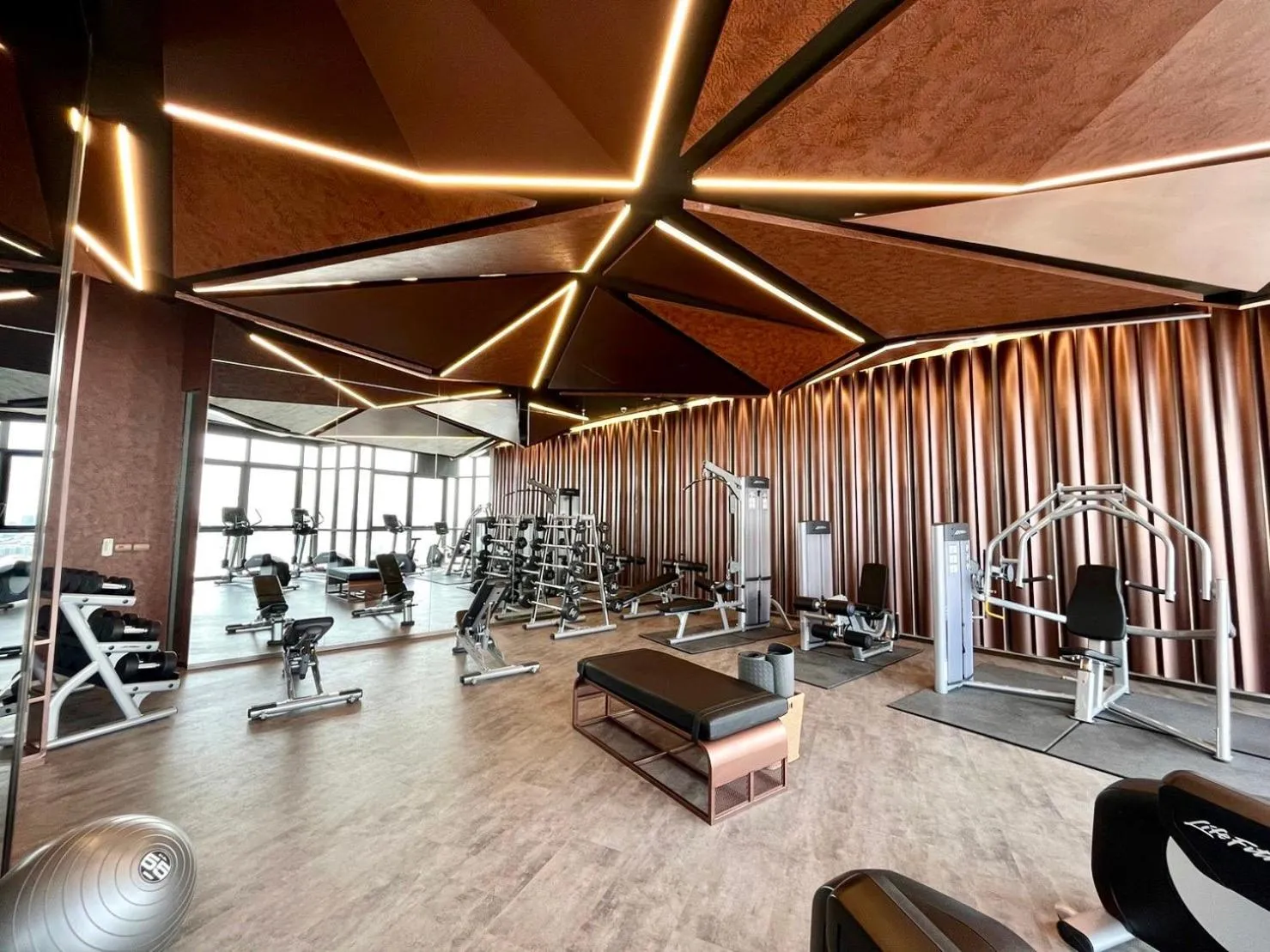 Fitness centre/facilities in The EDGE Central Pattaya