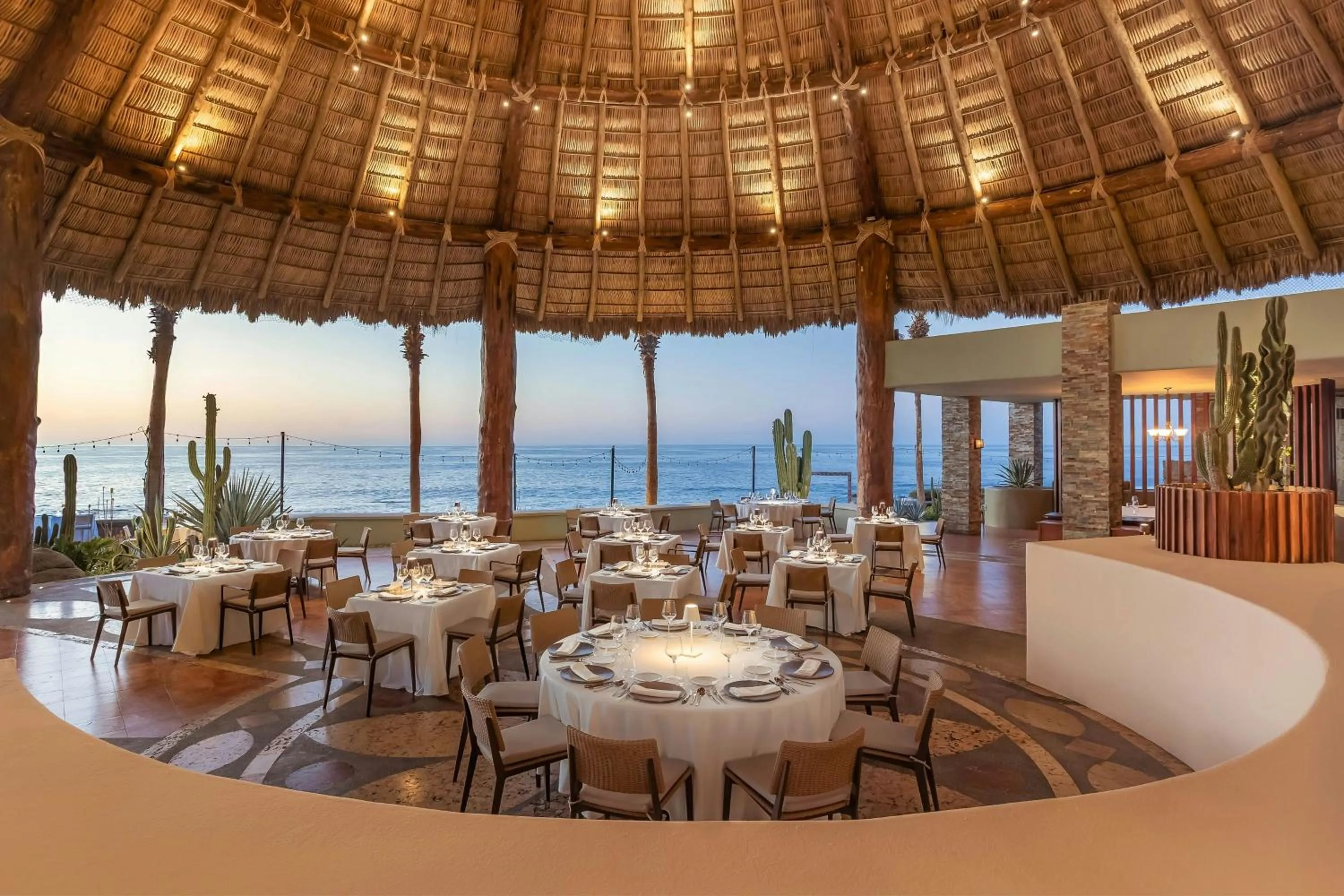 Restaurant/places to eat in Hacienda del Mar Los Cabos, an Autograph Collection All-Inclusive Resort