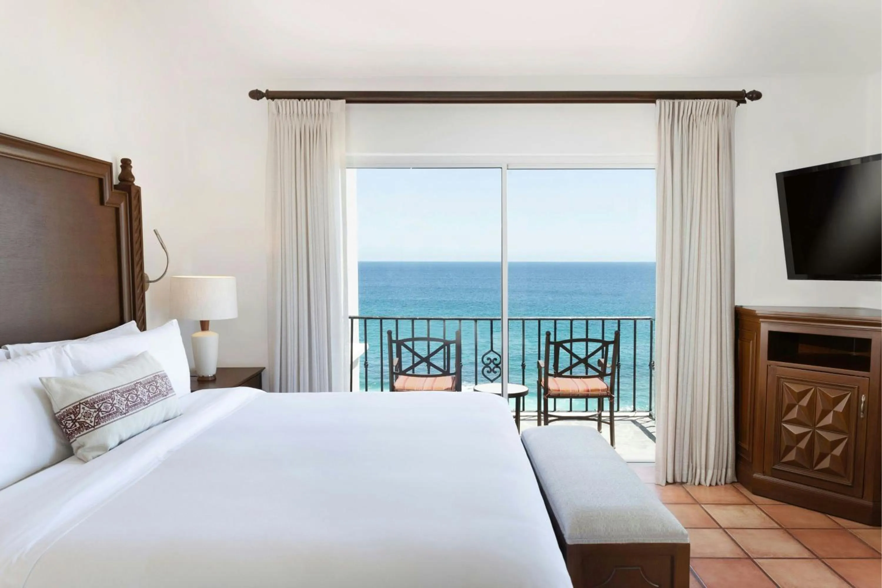 Bedroom, Bed in Hacienda del Mar Los Cabos, an Autograph Collection All-Inclusive Resort