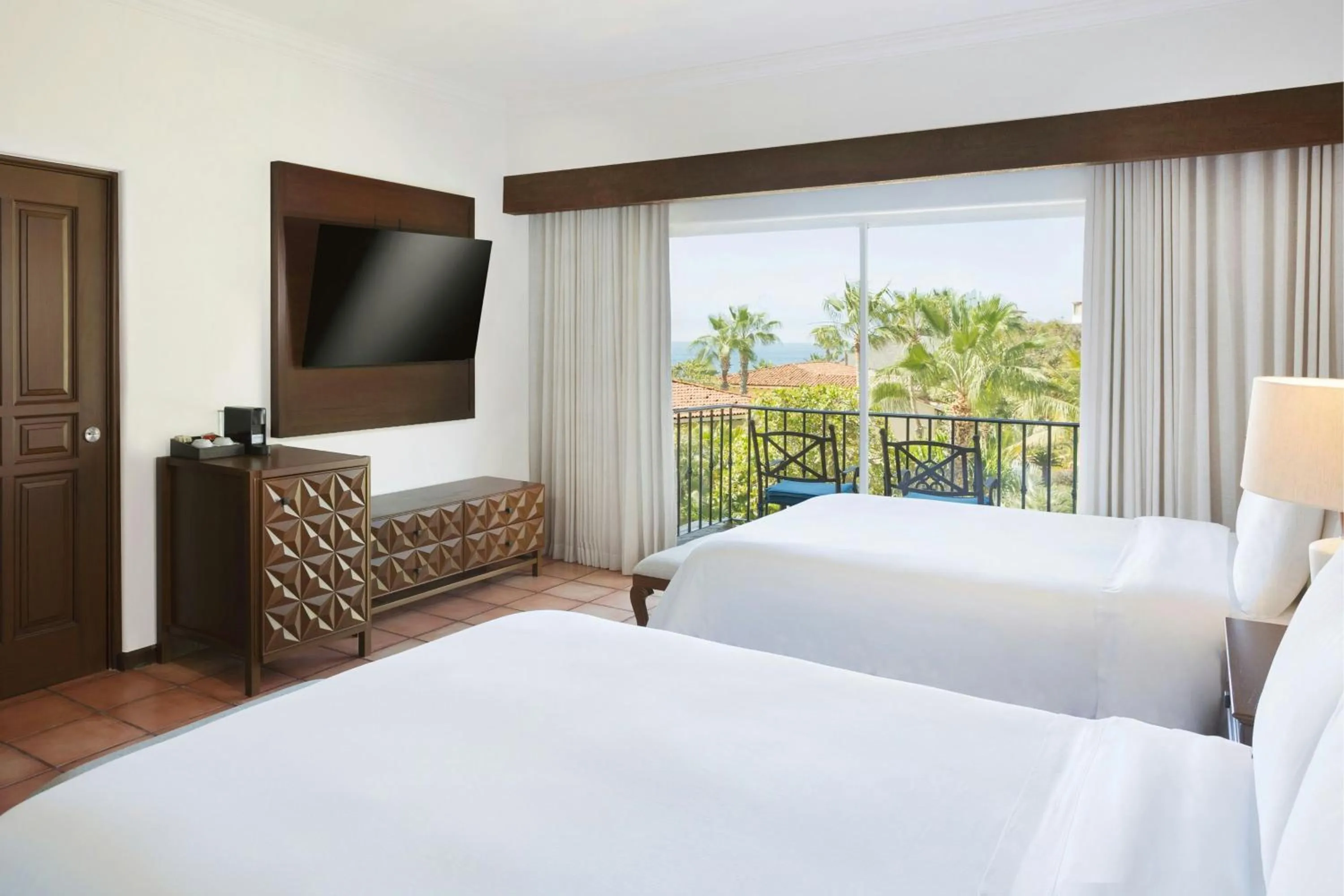 Photo of the whole room, Bed in Hacienda del Mar Los Cabos, an Autograph Collection All-Inclusive Resort