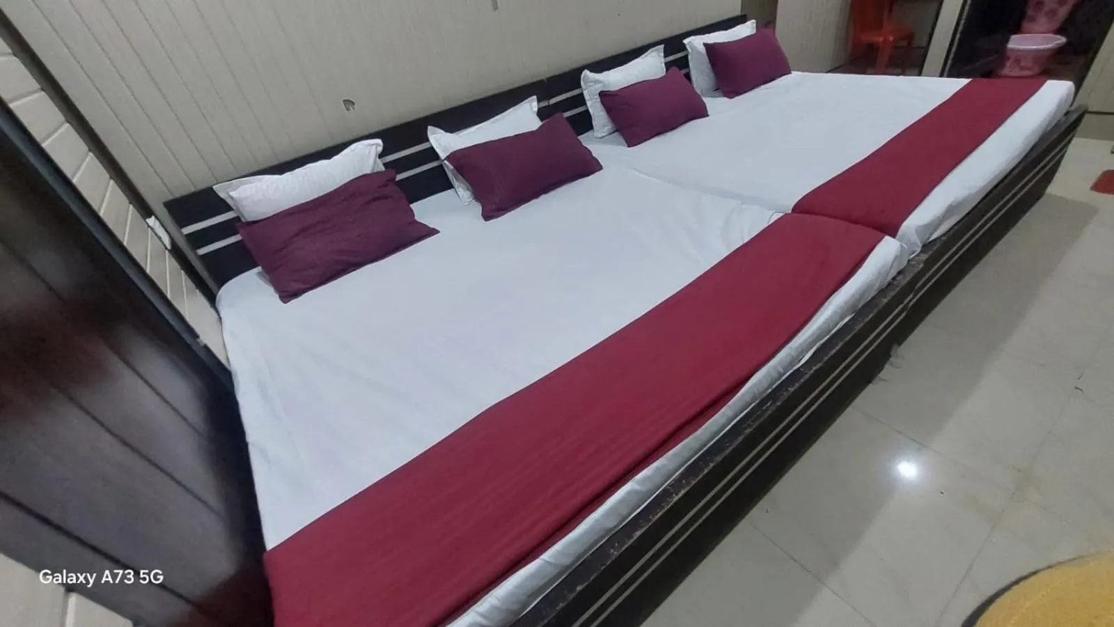 Bed in Annu Bhai Sewa Sadan