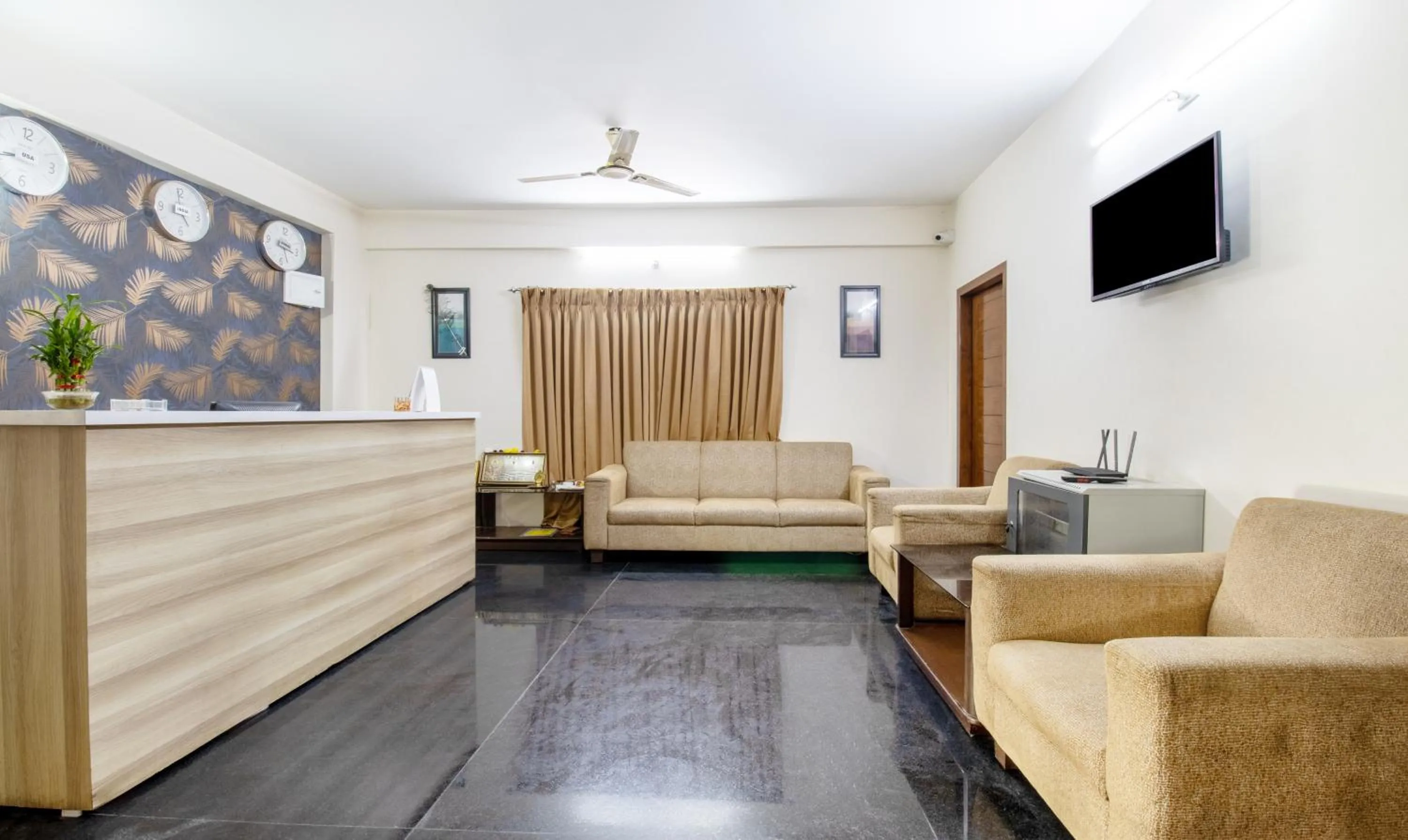 Lobby or reception in Treebo RR Residency, Sanjay Nagar