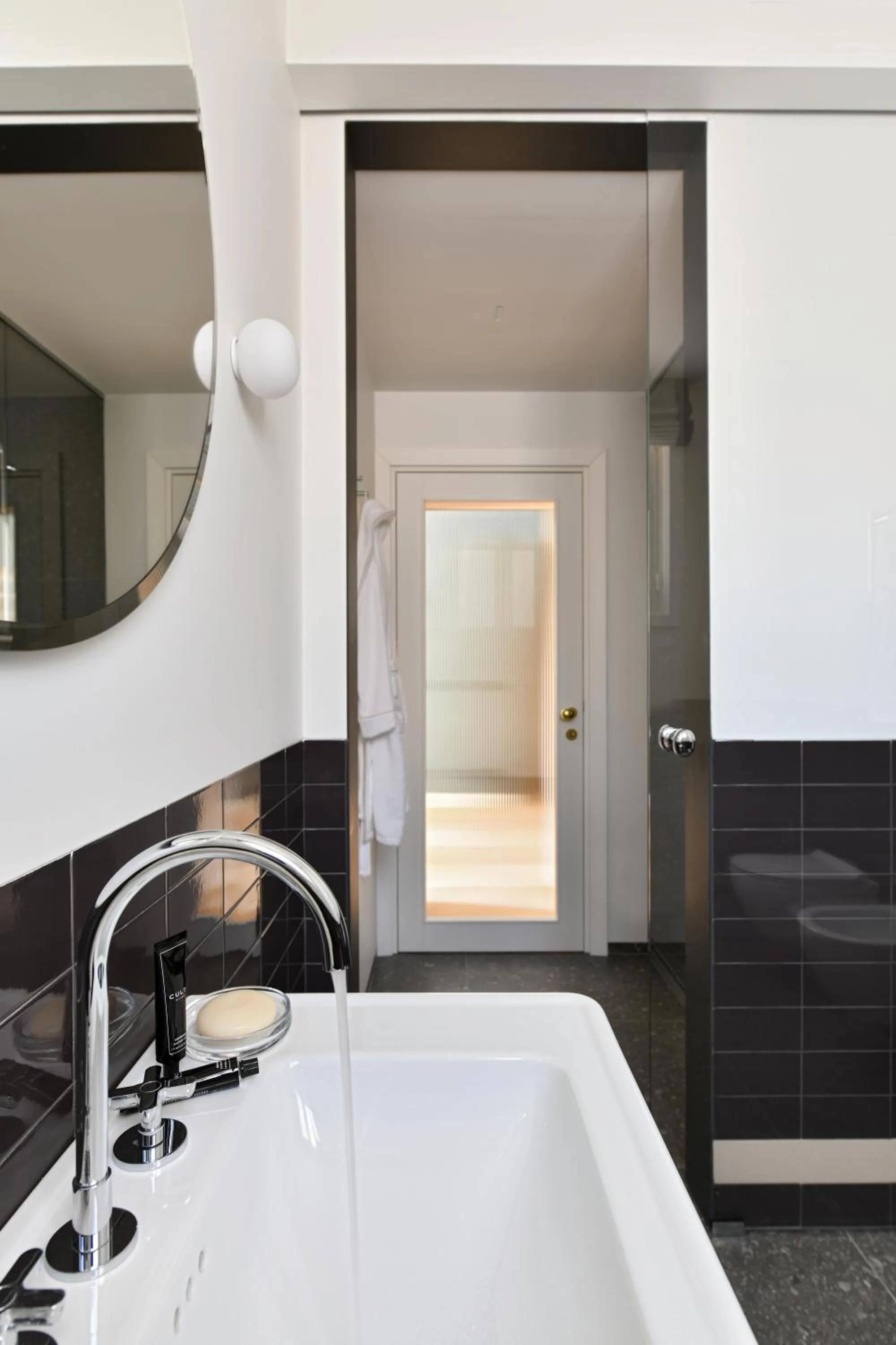 Bathroom, Bed in Casa Brivio