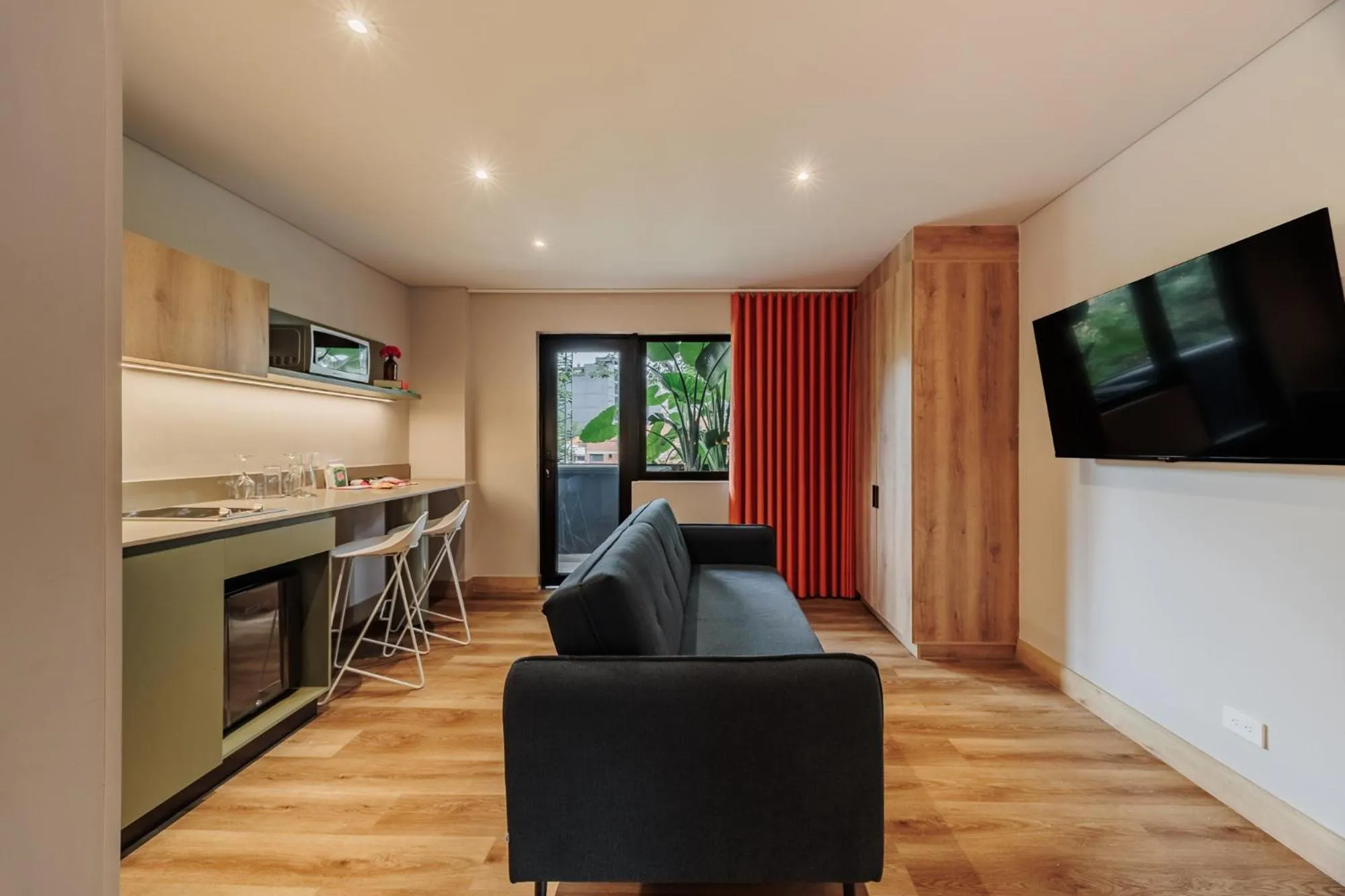 TV and multimedia in The Somos Central Hotel Poblado