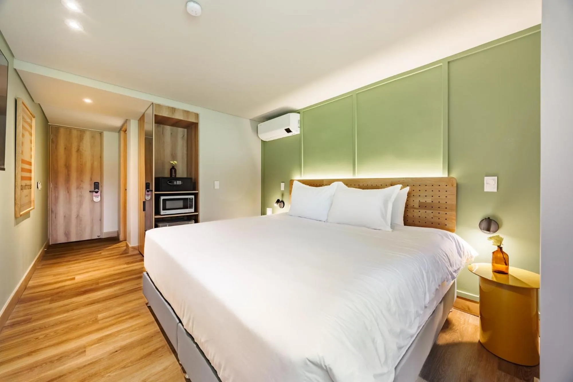 Bed in The Somos Central Hotel Poblado