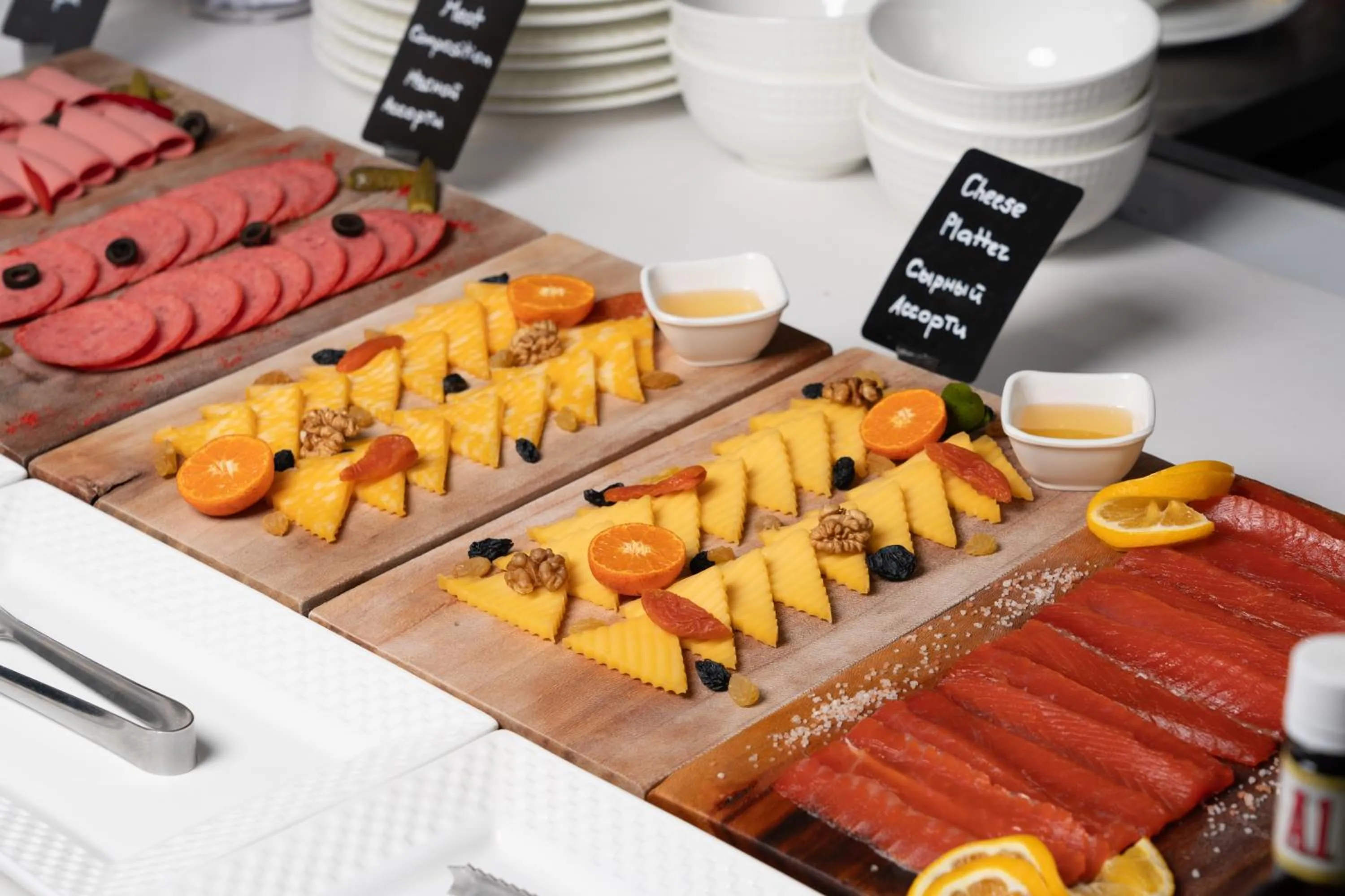 Restaurant/places to eat in The Tower Hotel Tashkent by HotelPro Group