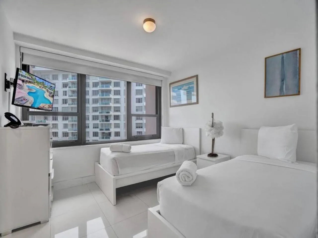 Bed in Amazing Ocean View Condo Beach Service 1111