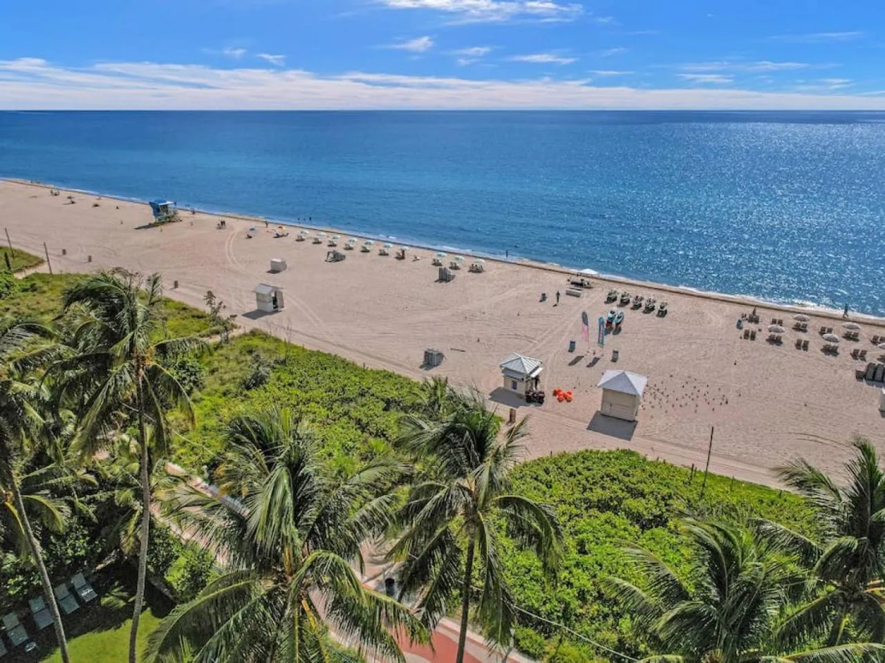 Beach in Full ocean view Huge private terrace 1002