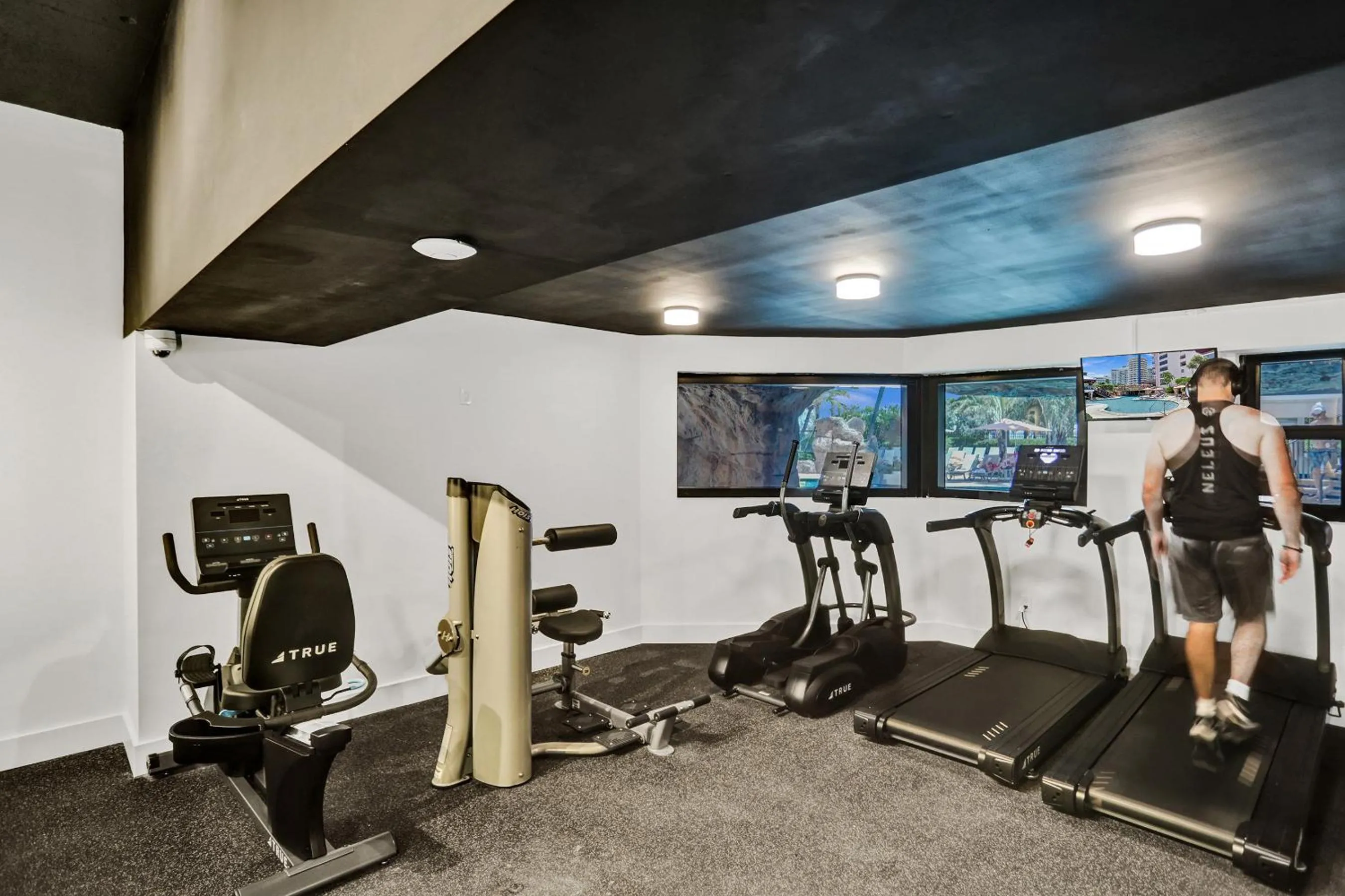 Fitness centre/facilities in Full ocean view Huge private terrace 1002