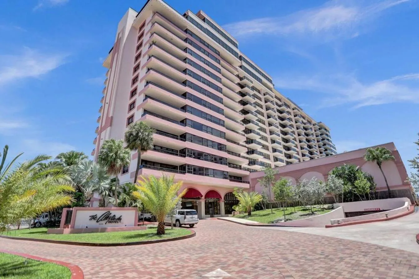Property building in Full ocean view Huge private terrace 1002