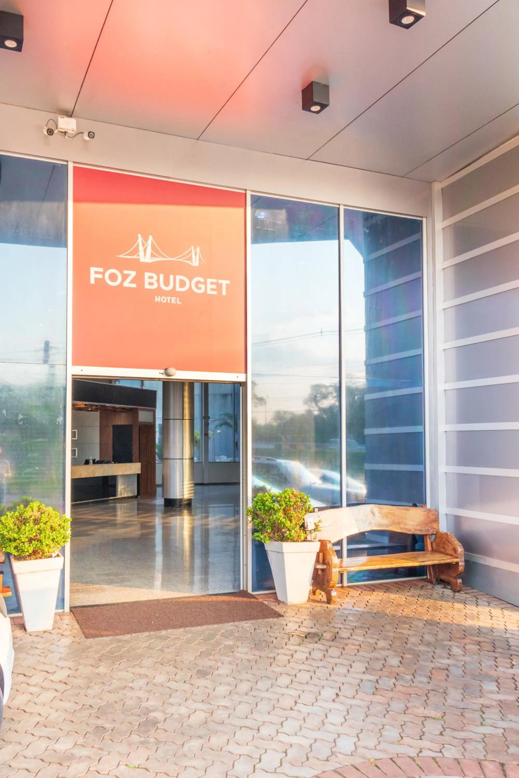 Property building in Foz Budget Hotel