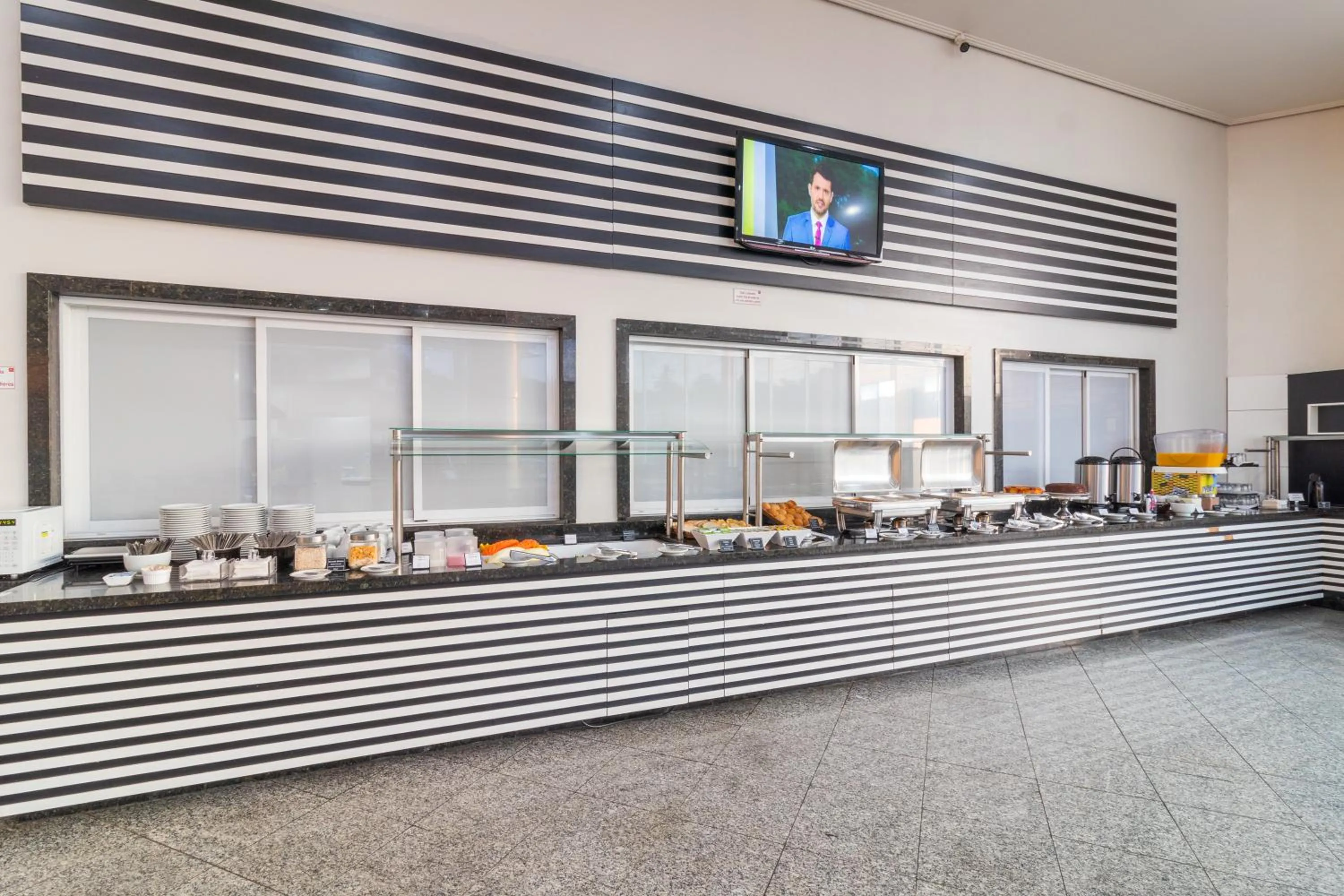 Food and drinks in Foz Budget Hotel