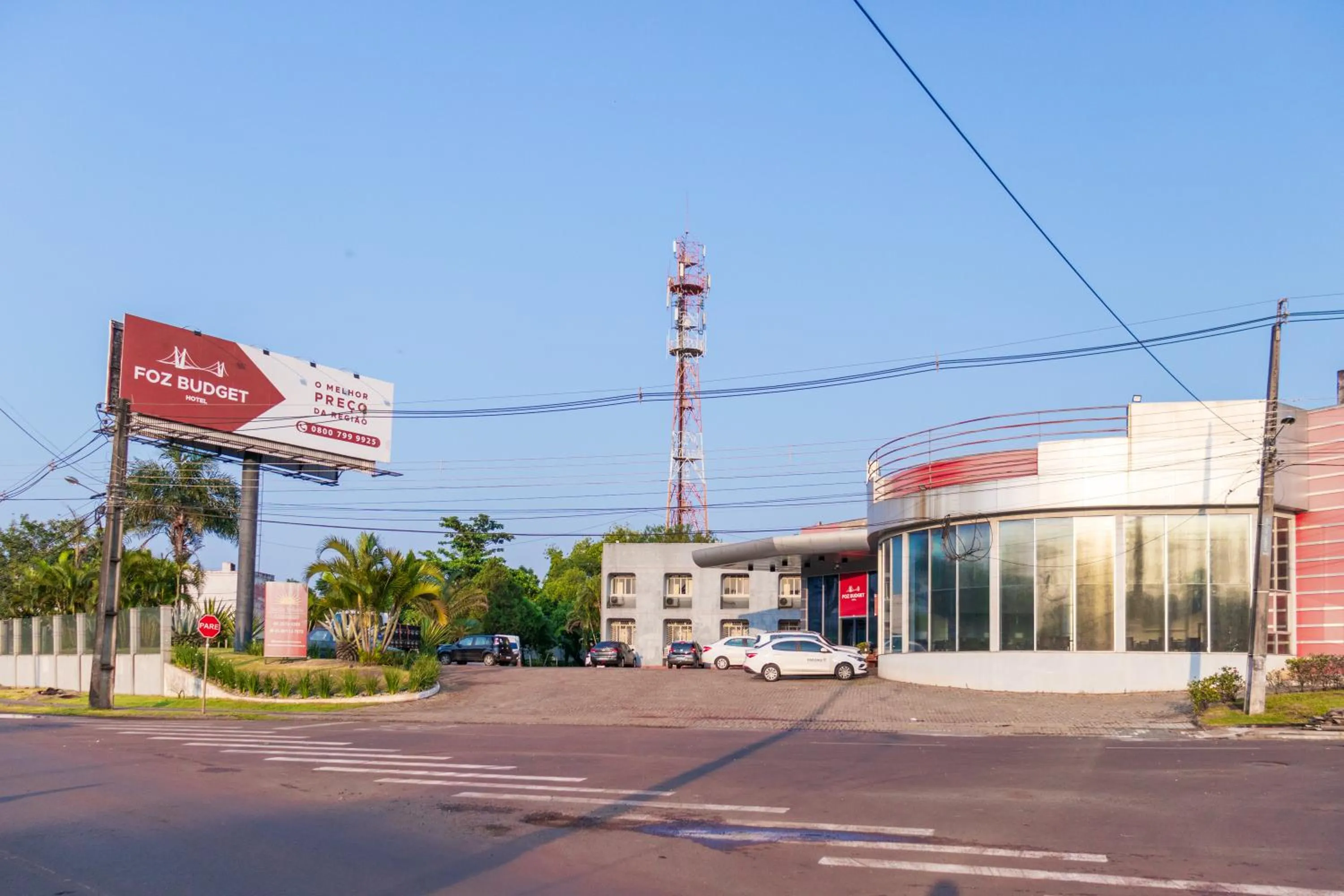 Property building in Foz Budget Hotel