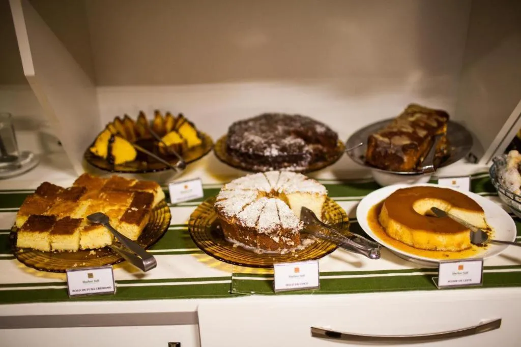 Food and drinks, Food in Harbor Self Cidade Verde