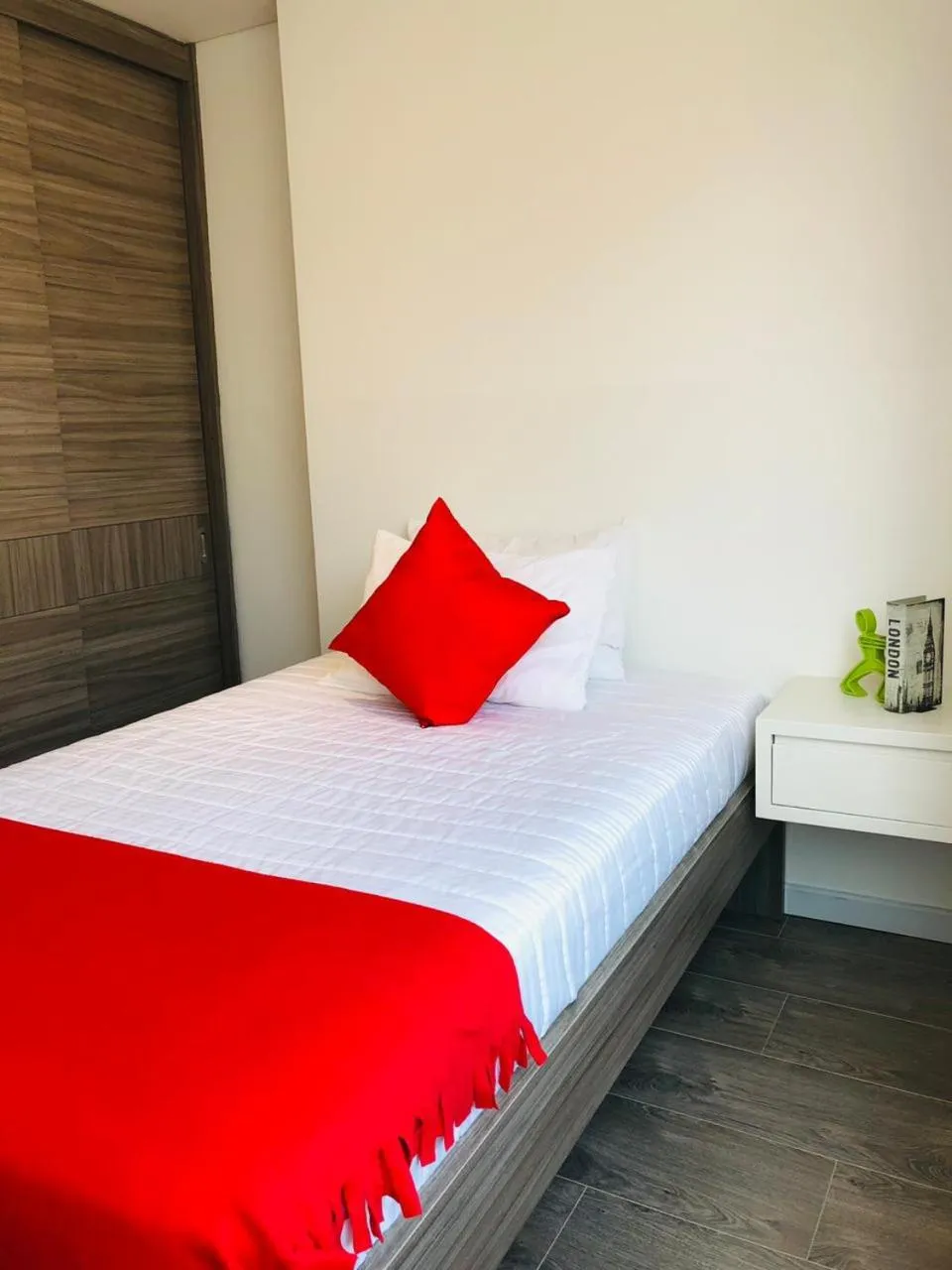 Bed in Esstudia 17-4