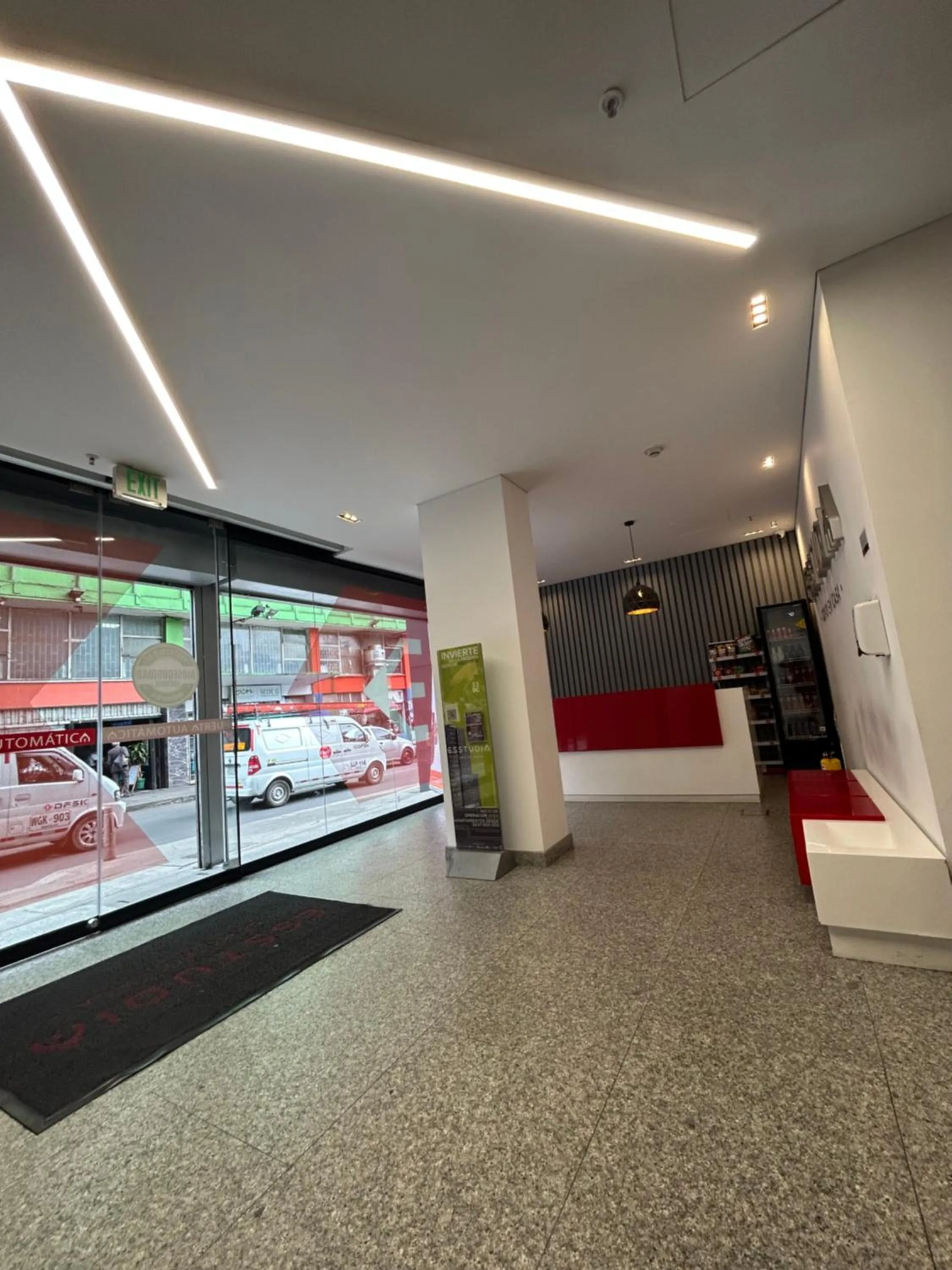 Lobby or reception in Esstudia 17-4