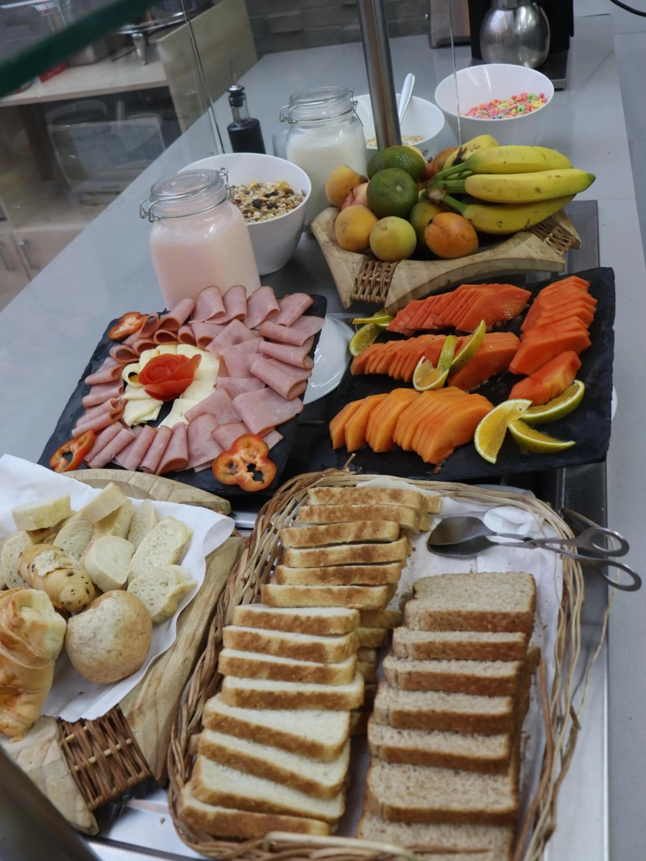 Breakfast in Esstudia 17-4