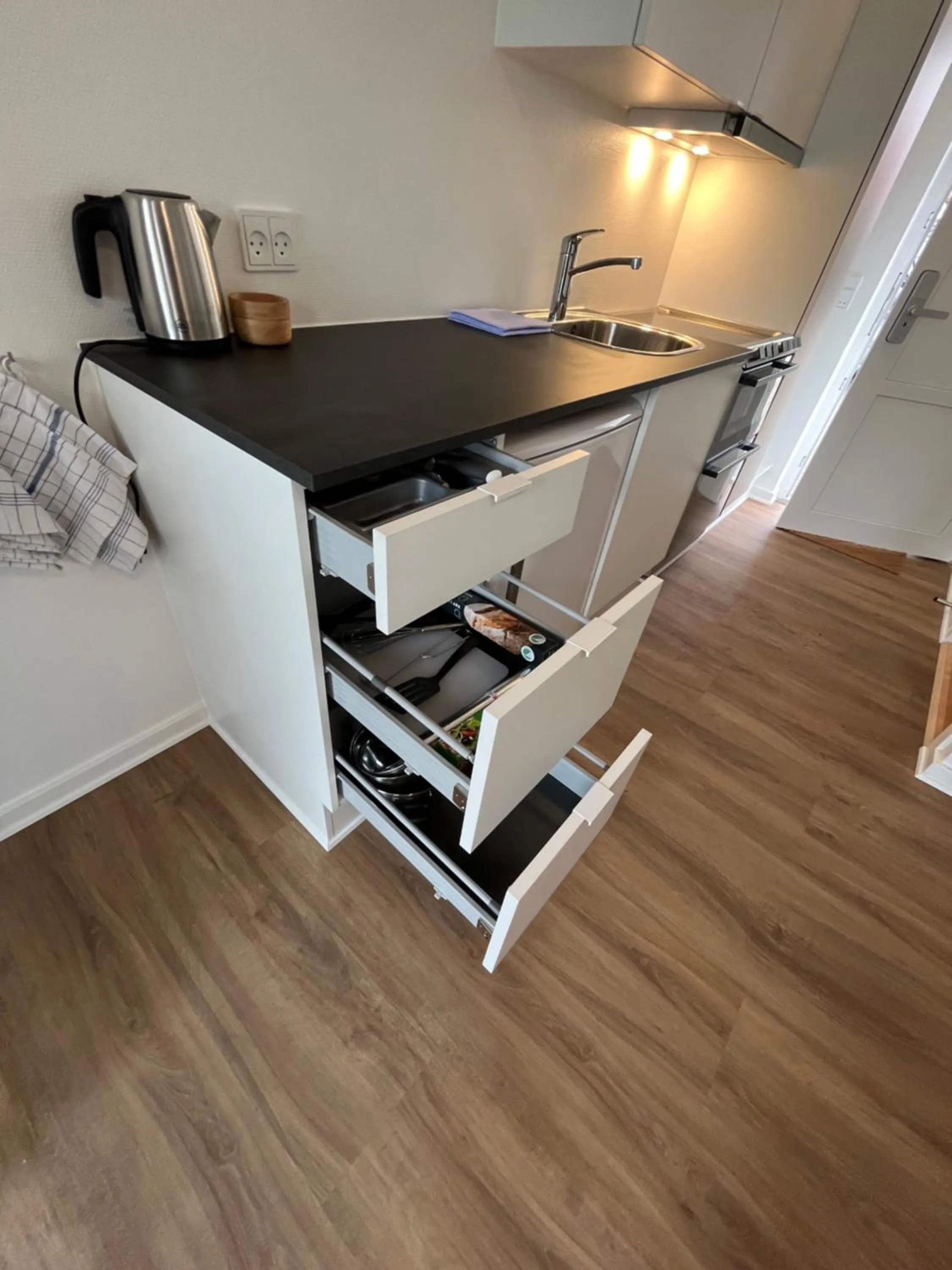 Kitchen or kitchenette in Go-Sleep Bredehus