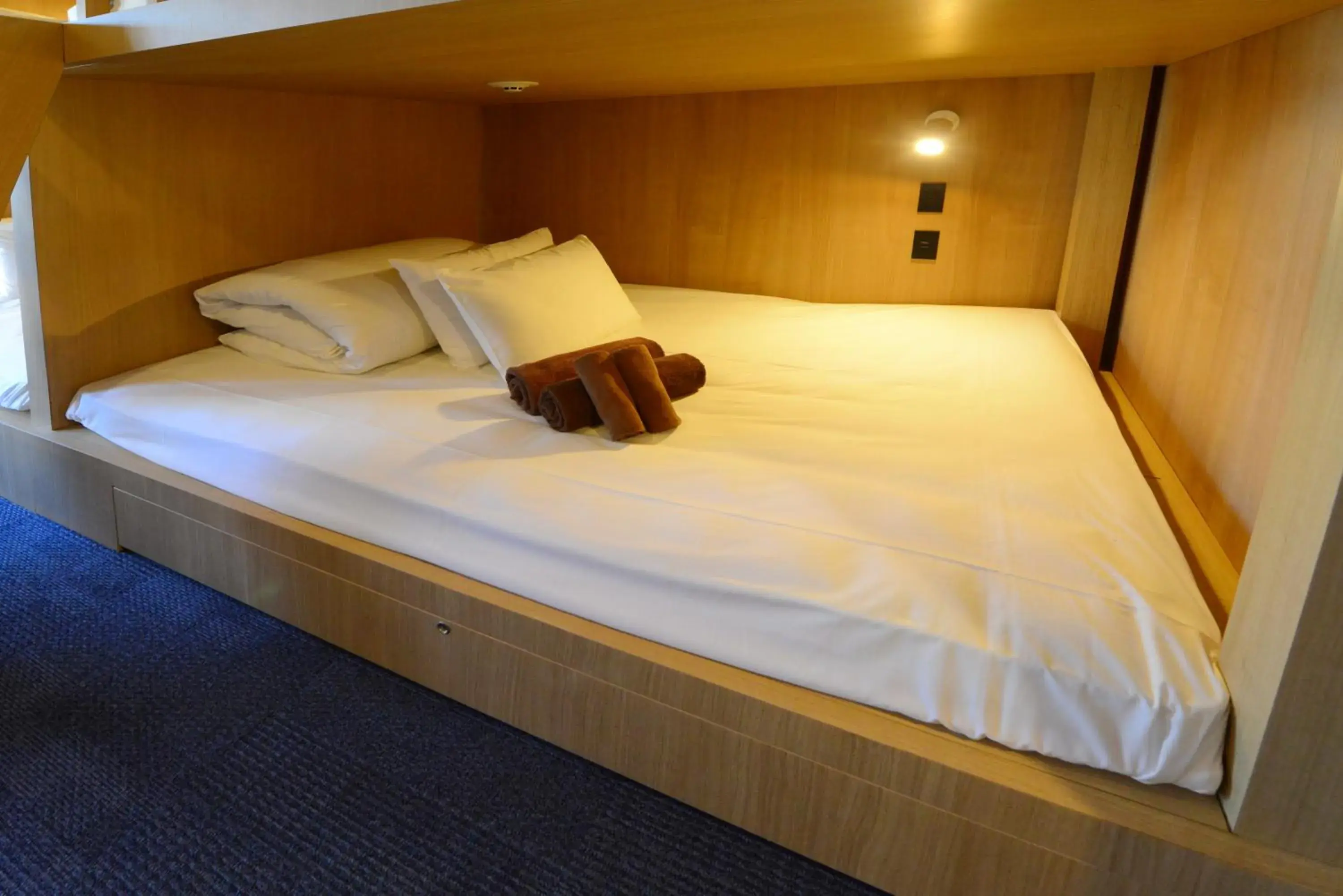 THE BONDS HOTEL TOKYO THE BONDS HOTEL TOKYO