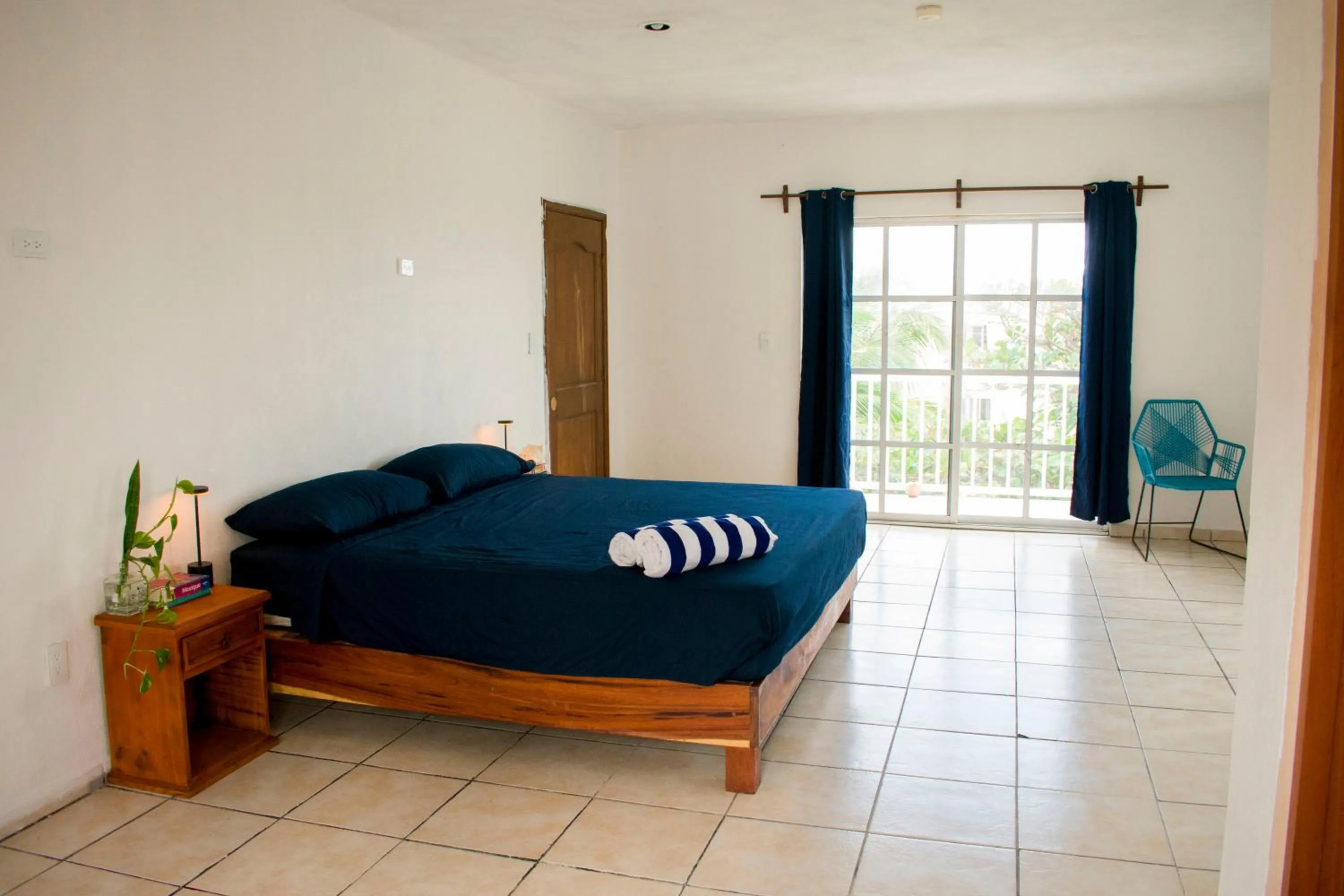 King Room with Balcony in Balu Hotel