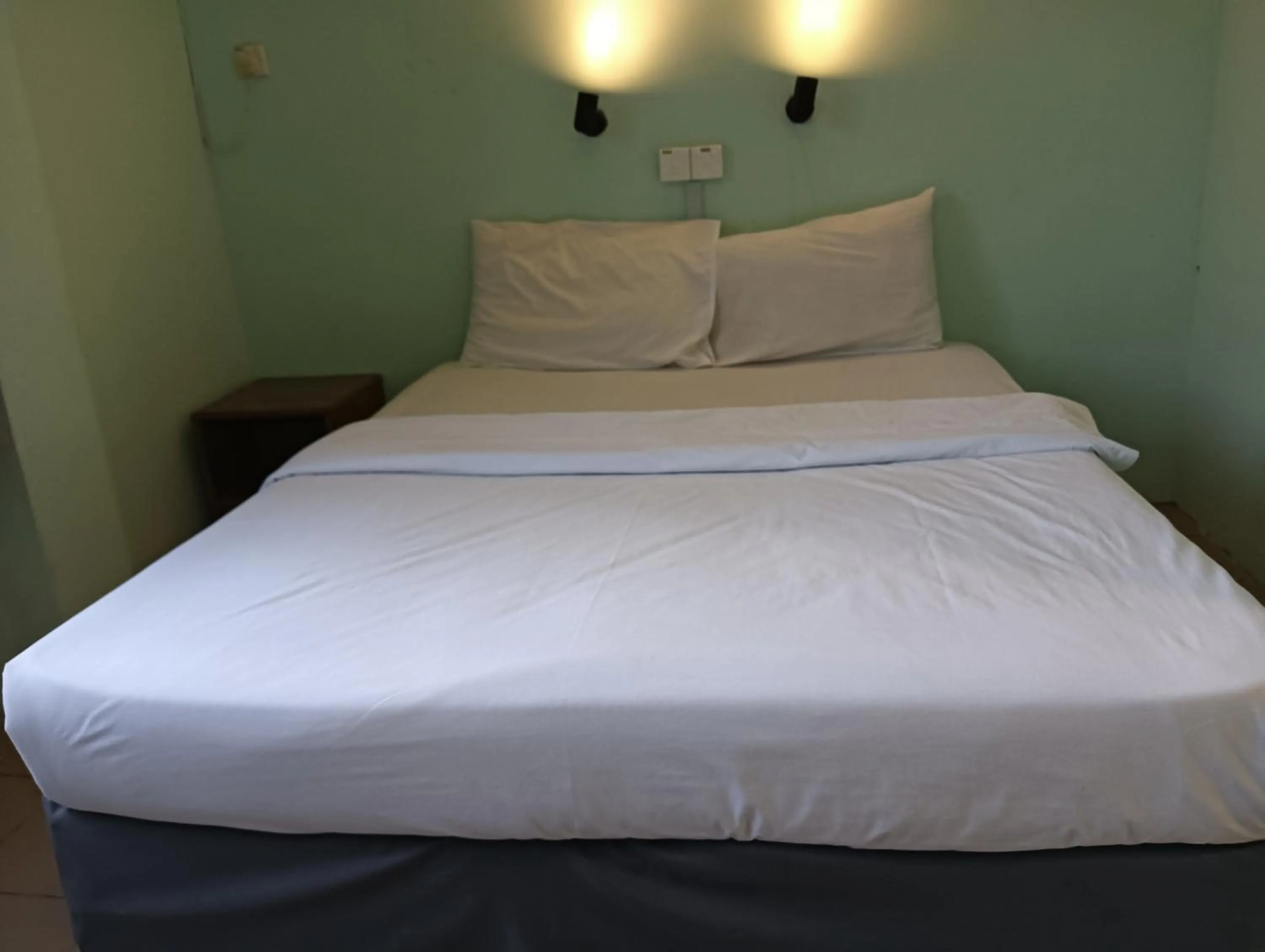 Bedroom, Bed in Hotel O Wawasan Inn