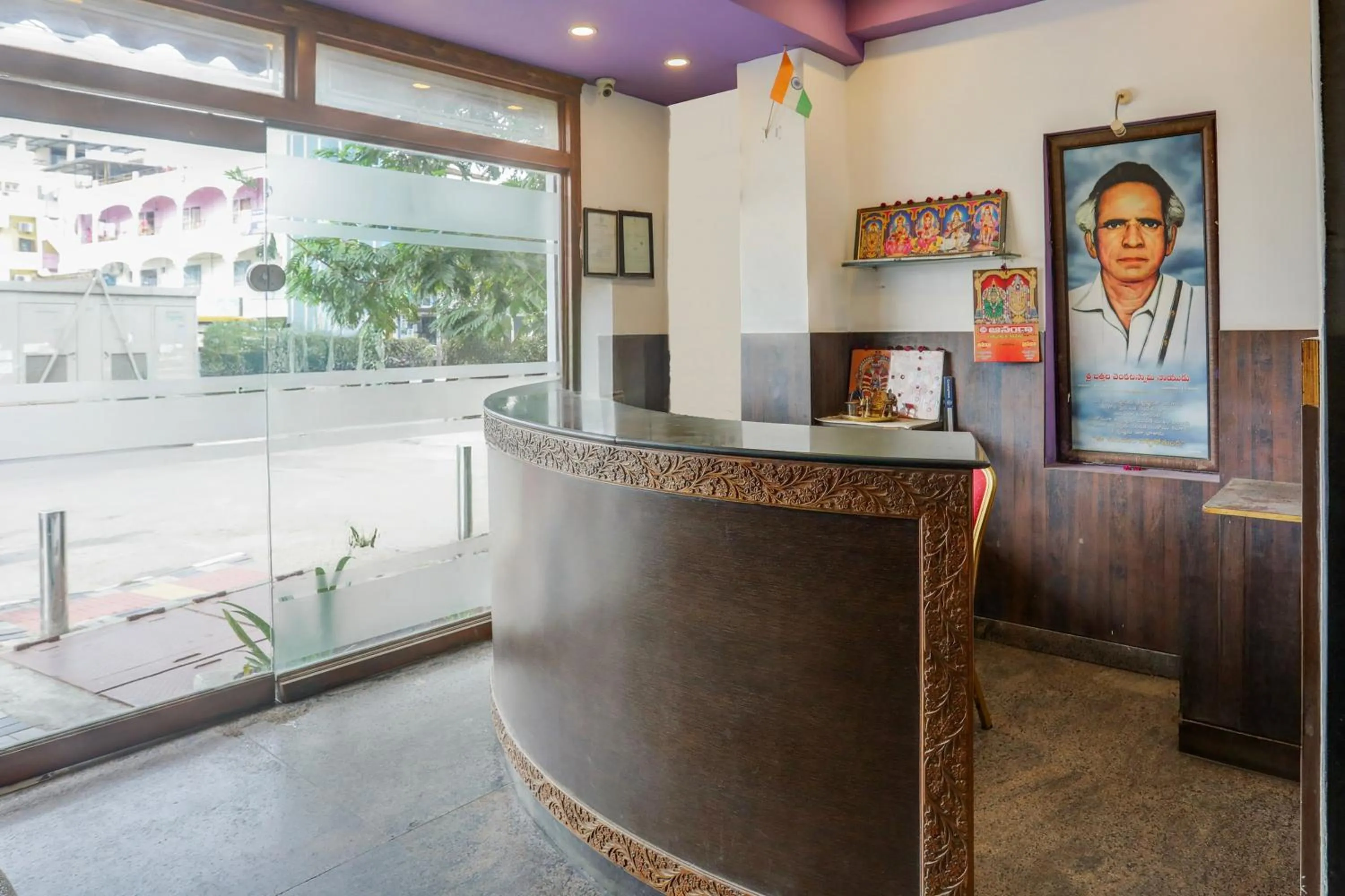 Lobby or reception in Super Hotel O Karakambadi Near Alipiri formerly BVN Grand