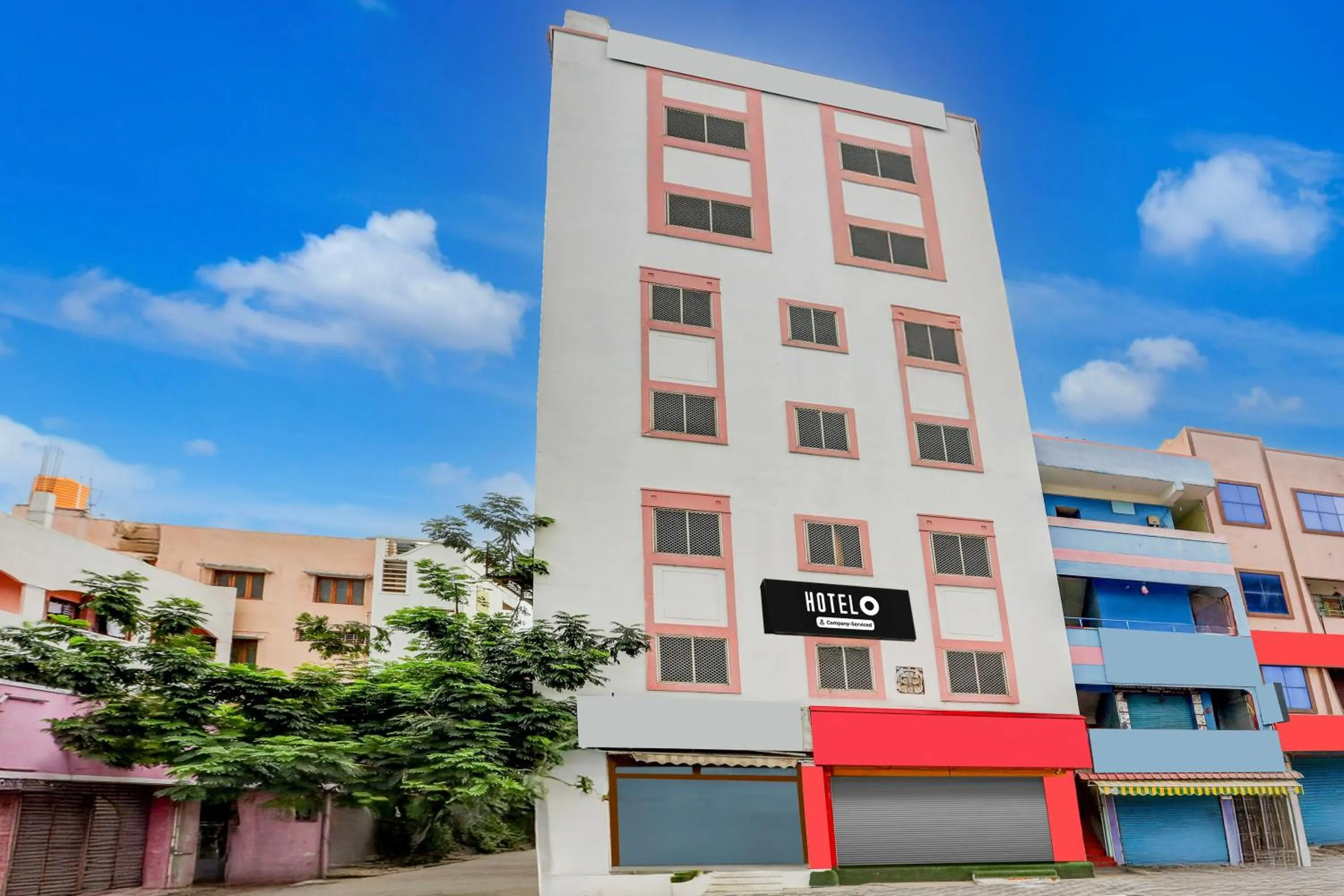 Facade/entrance in Super Hotel O Karakambadi Near Alipiri formerly BVN Grand