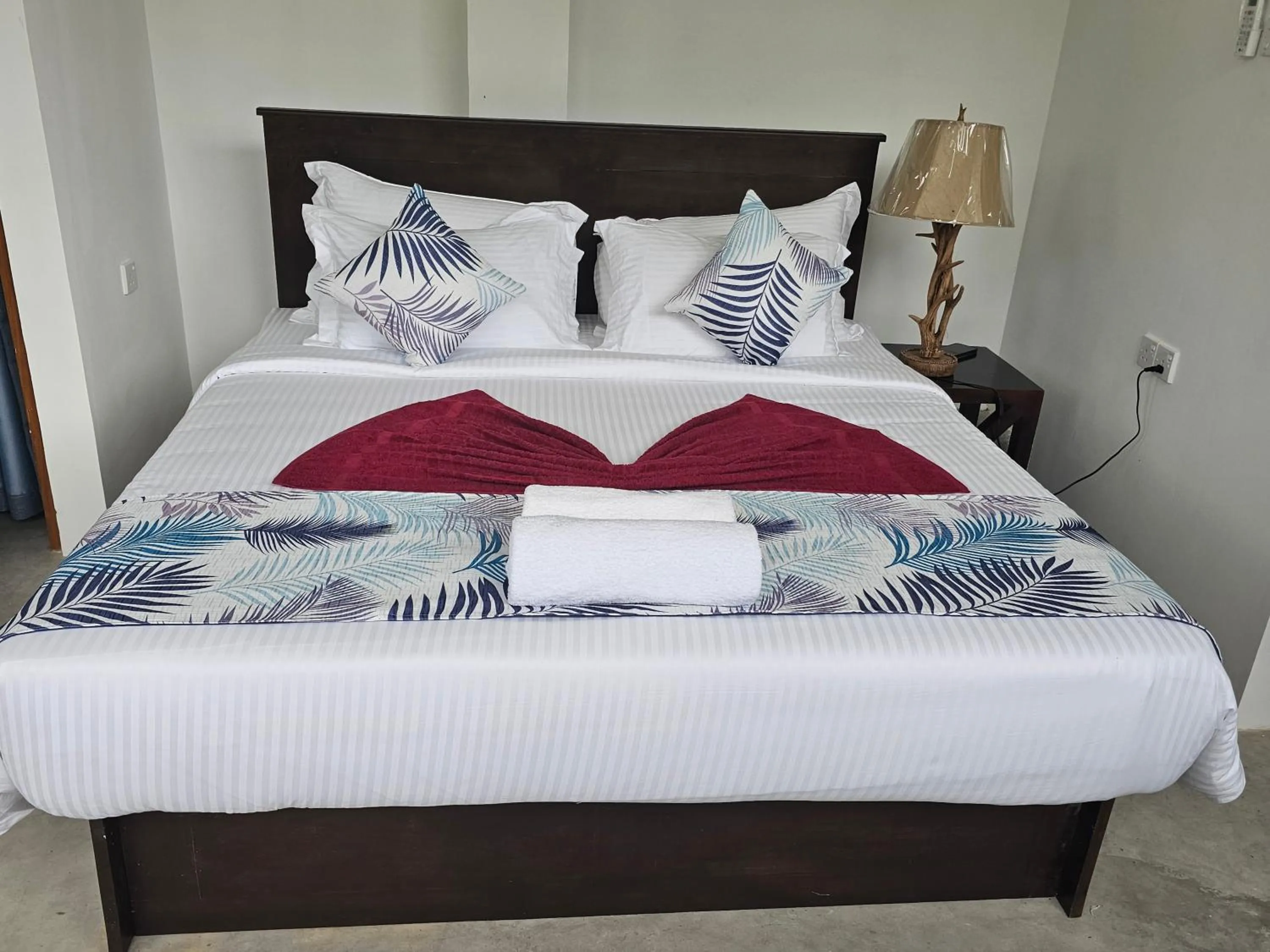 Bed in Ellakanda Nature Villa