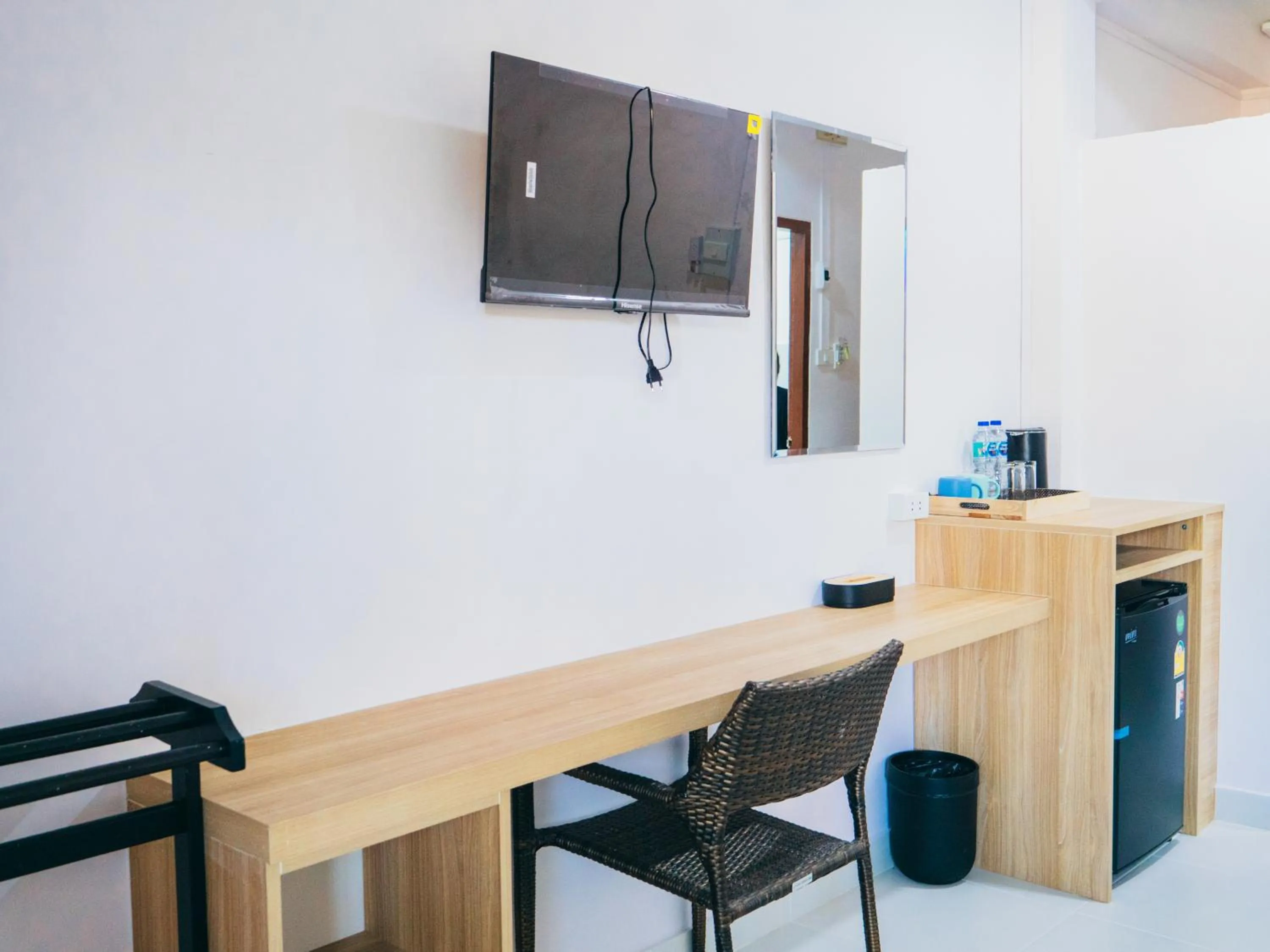 TV and multimedia in Touch Sea Boutique Hotel&Bistro