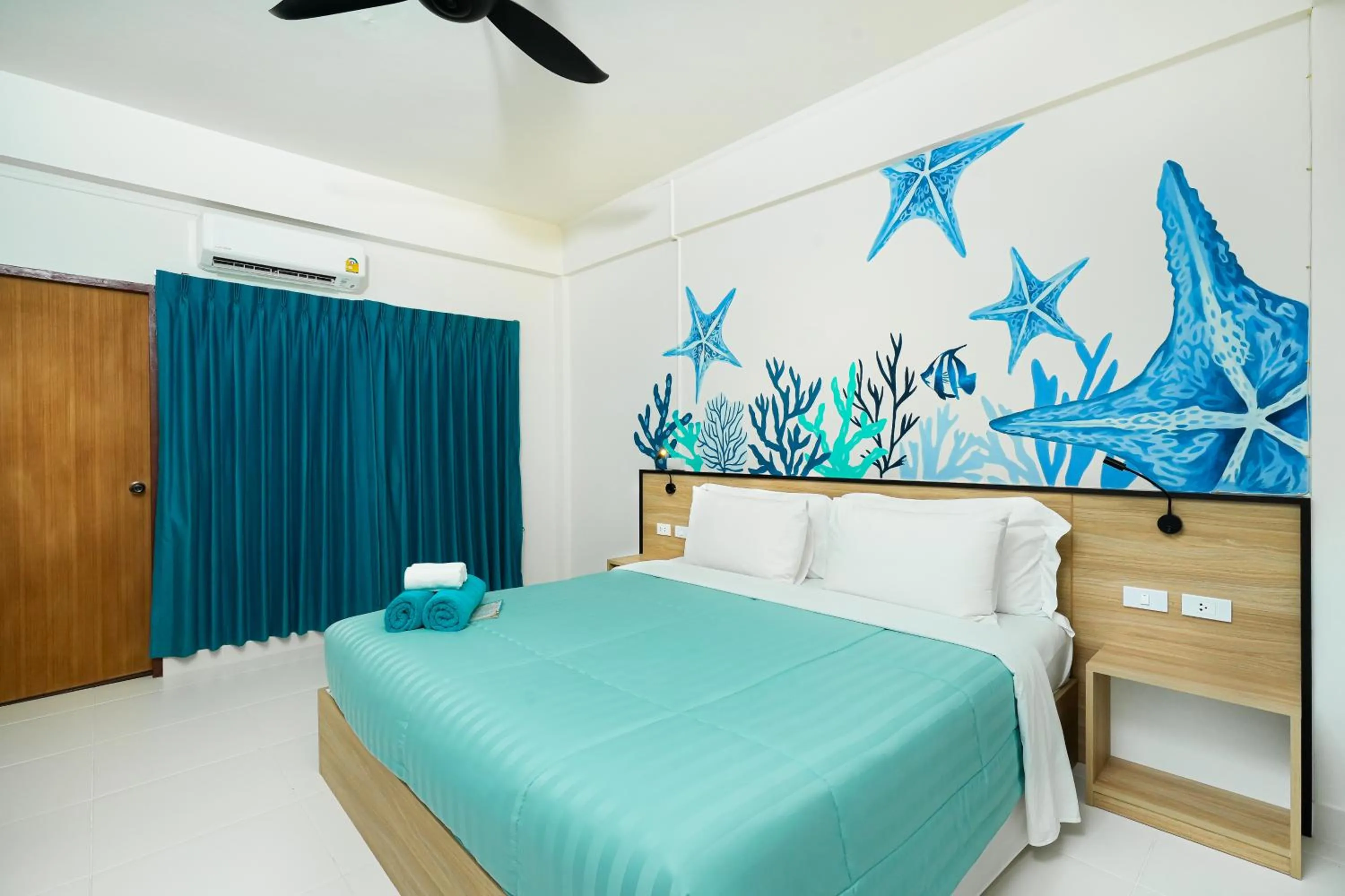 Bedroom, Bed in Touch Sea Boutique Hotel&Bistro