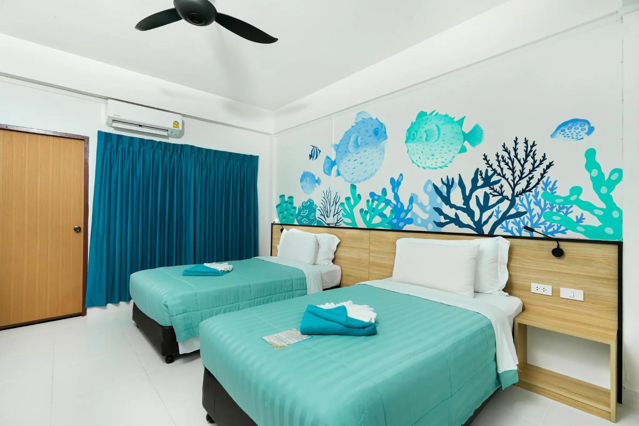 Photo of the whole room, Bed in Touch Sea Boutique Hotel&Bistro