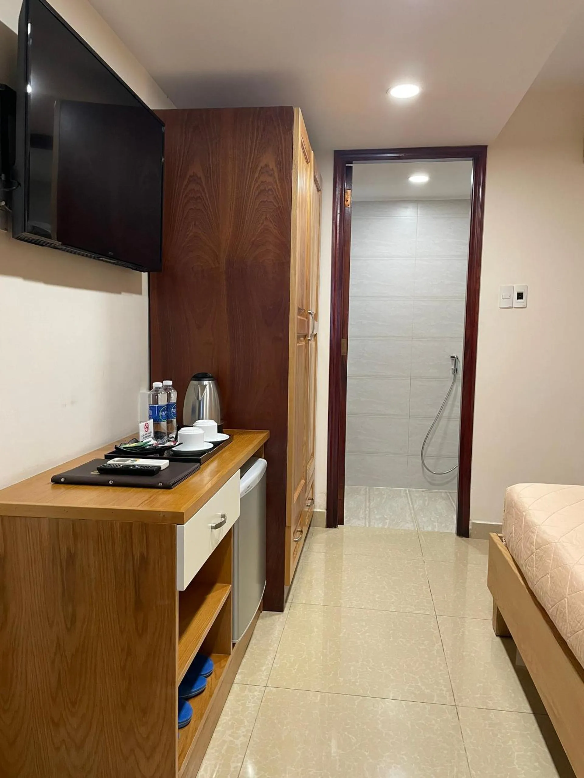 Bedroom, Bed in Mia Hotel