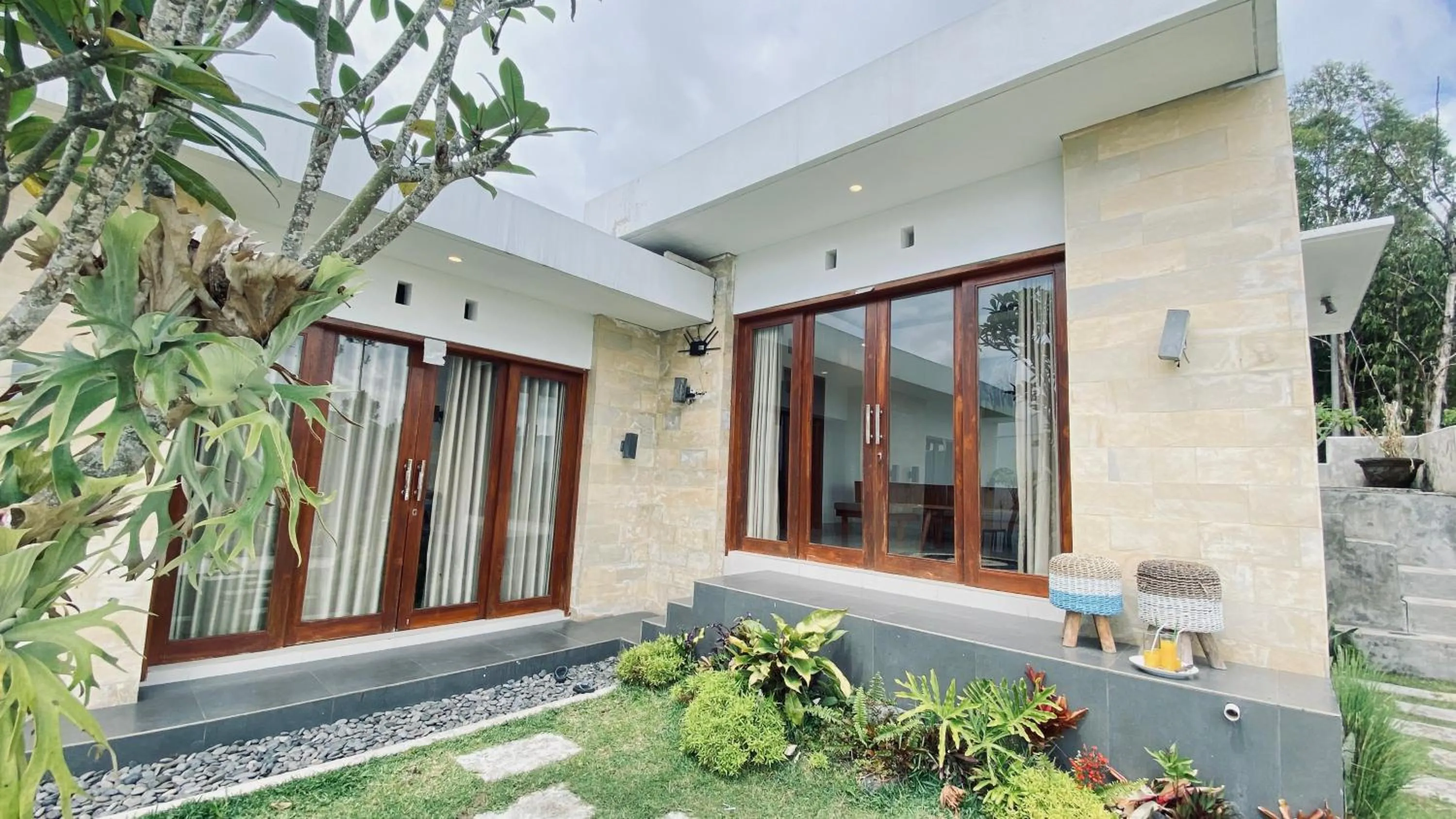 Property building in Sari Sky Bali