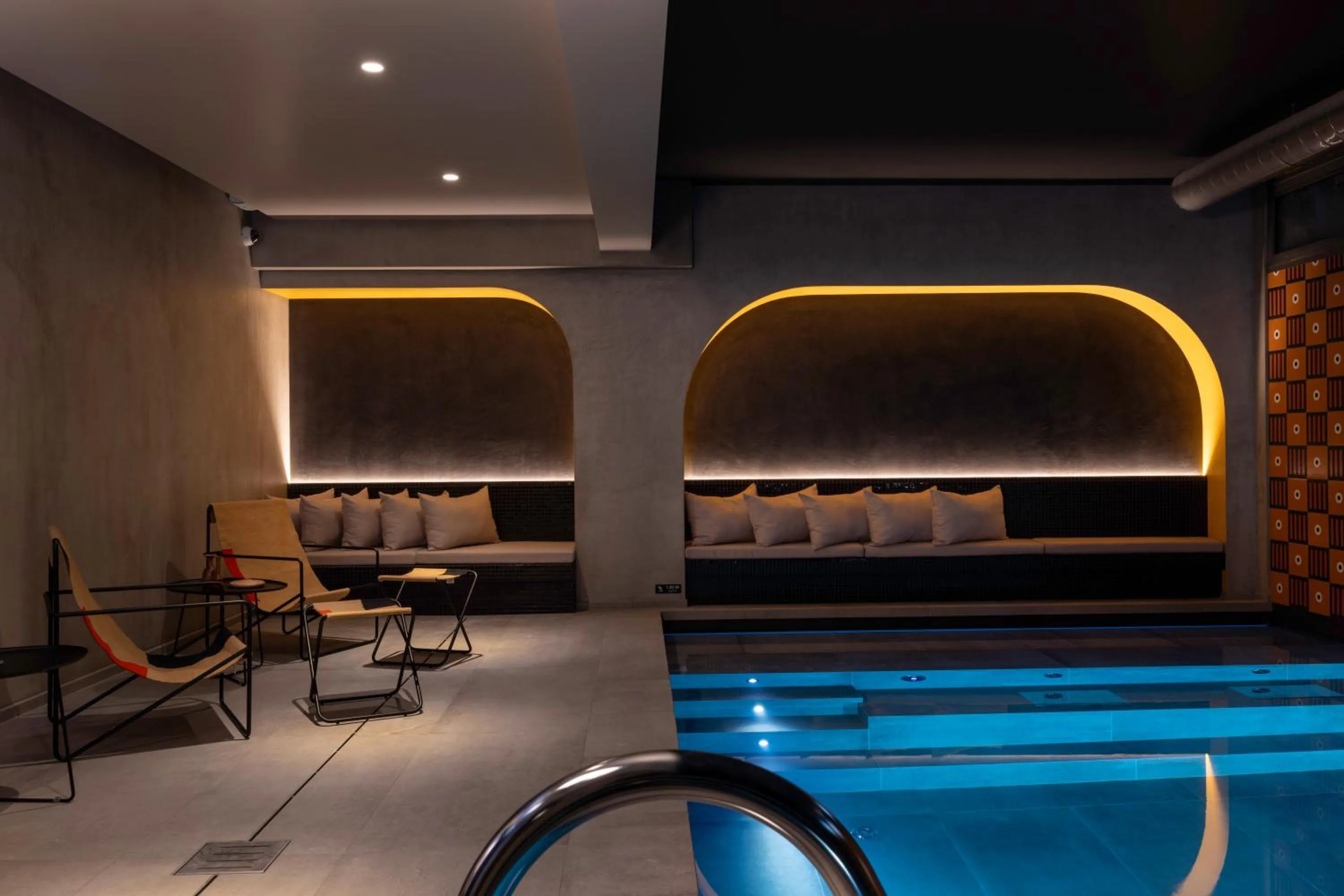 Swimming pool in Hôtel Pilgrim