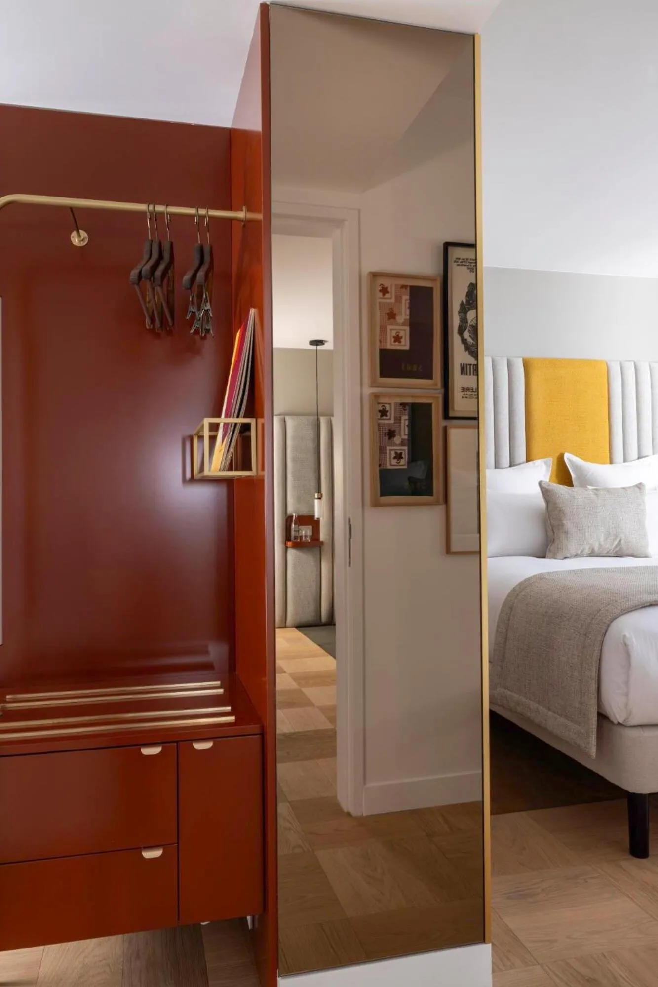 Photo of the whole room, Bed in Hôtel Pilgrim